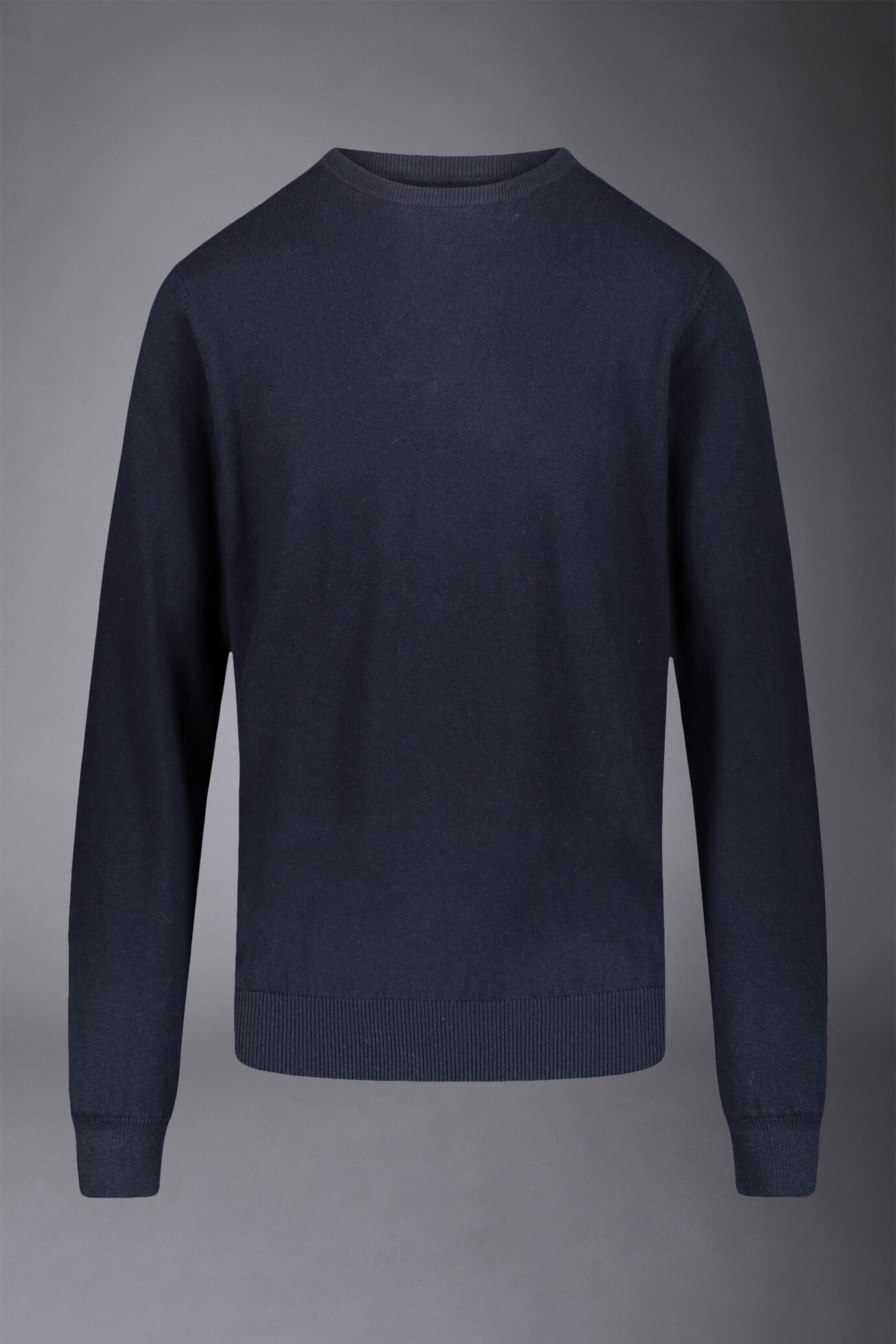 Men's roundneck wool and cotton sweater image number 3