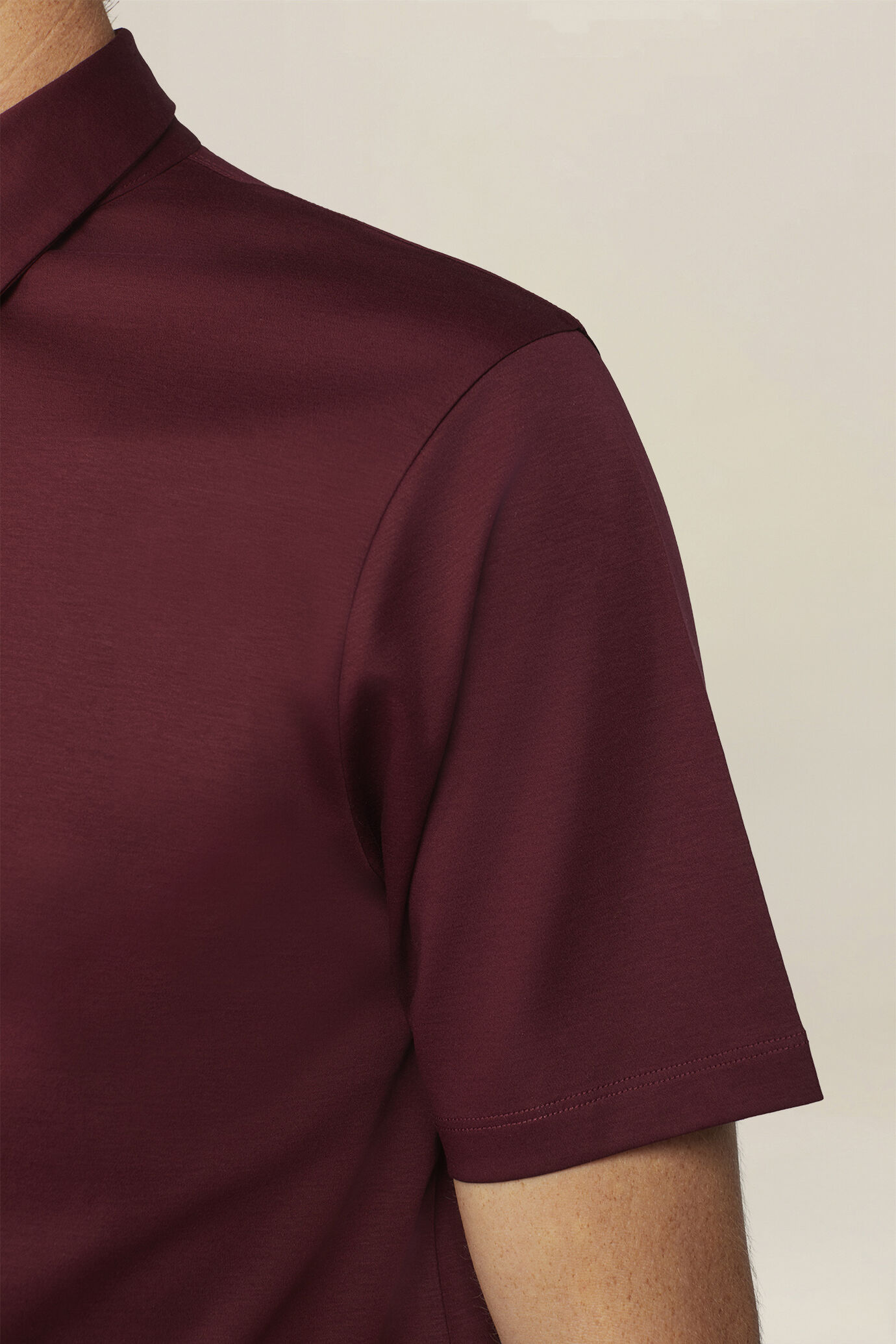 Polo pour homme en 100 % coton, coupe classique image number 3