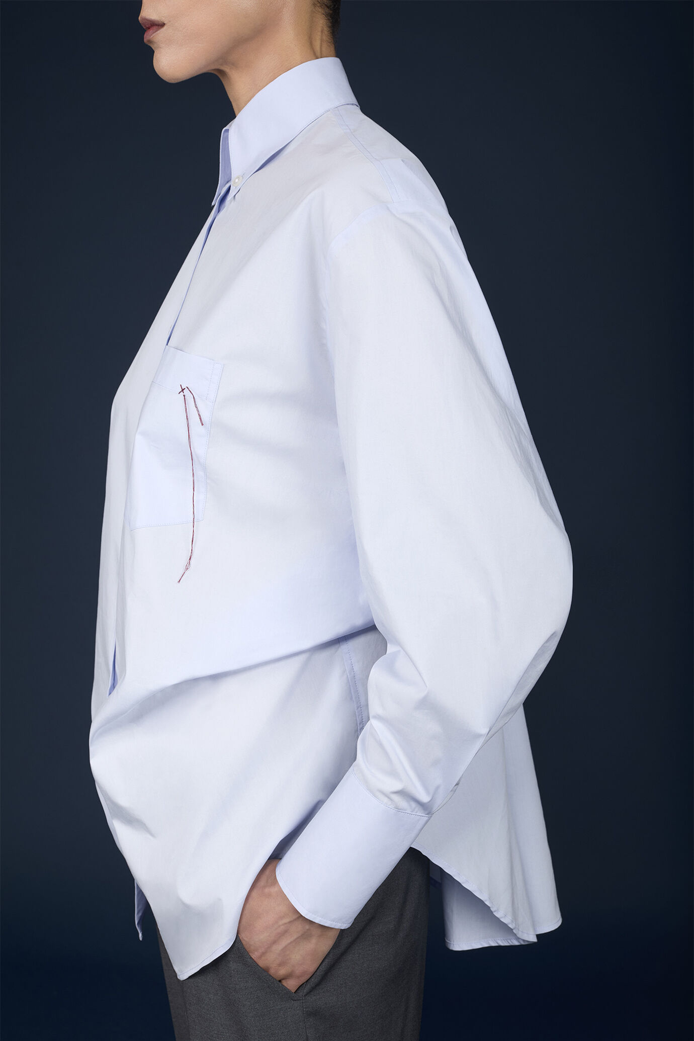 Camicia donna destrutturata con collo francese 100% cotone image number 3