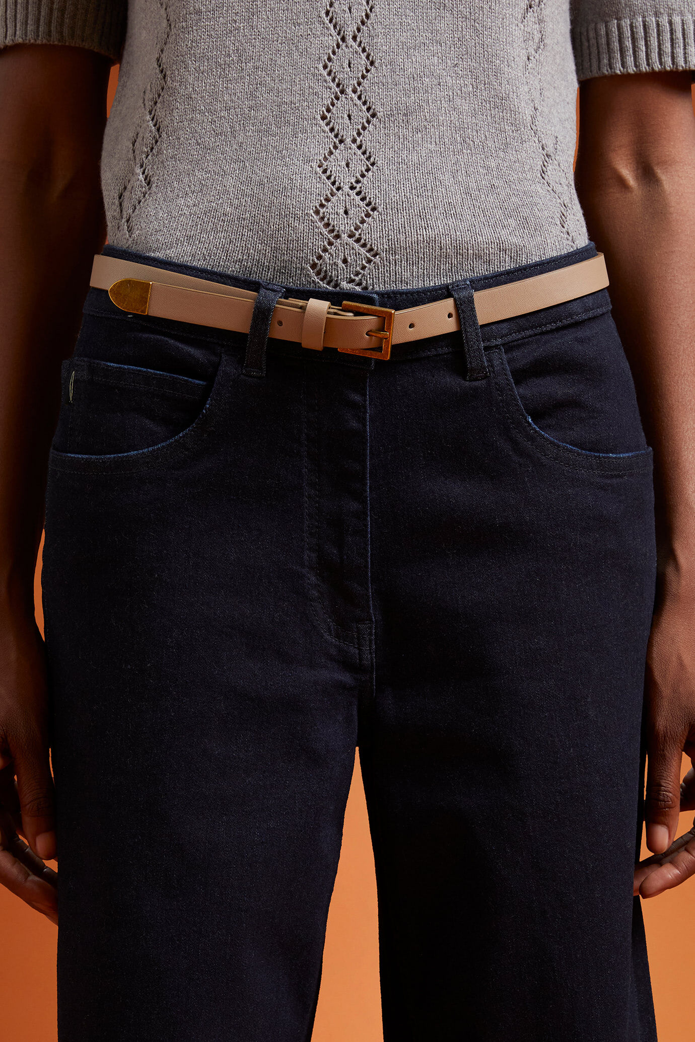 Women's leather-covered belt image number 1