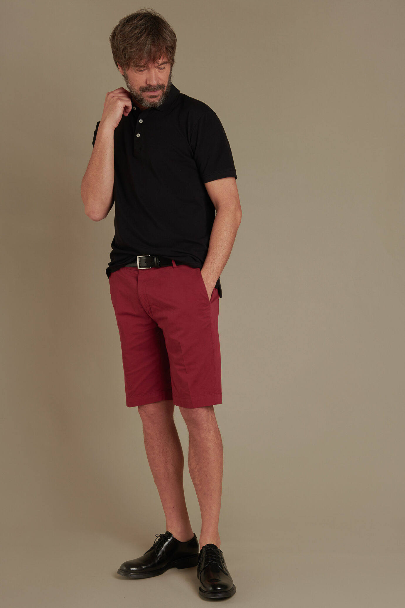 Chino bermuda twill construction image number 0