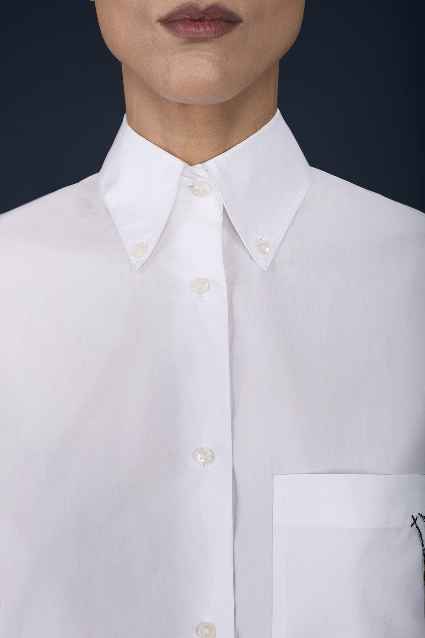 Women's unstructured shirt with French collar 100% cotton image number 2