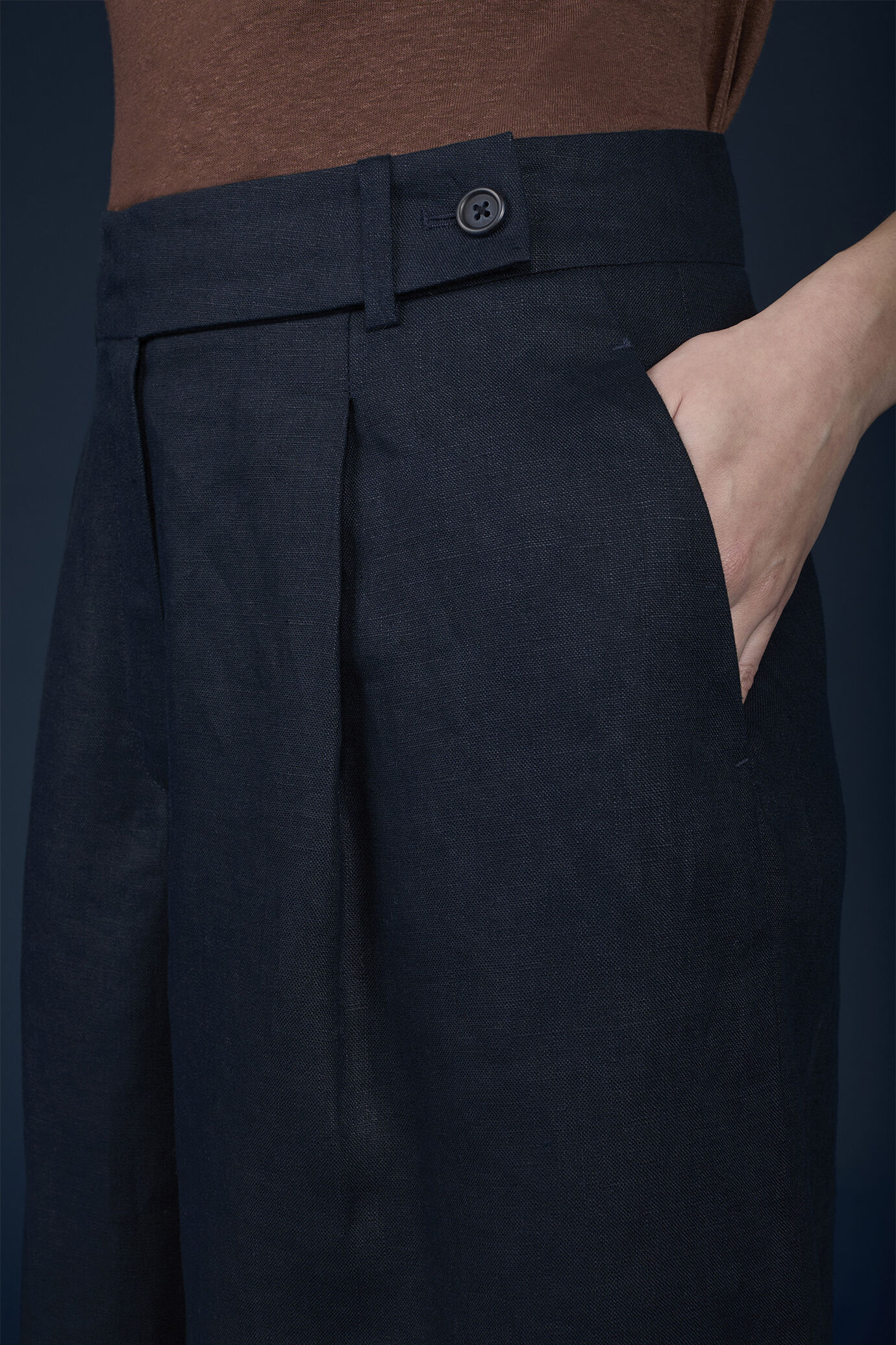 Bermuda skirt with a wide cut 100% linen image number 3
