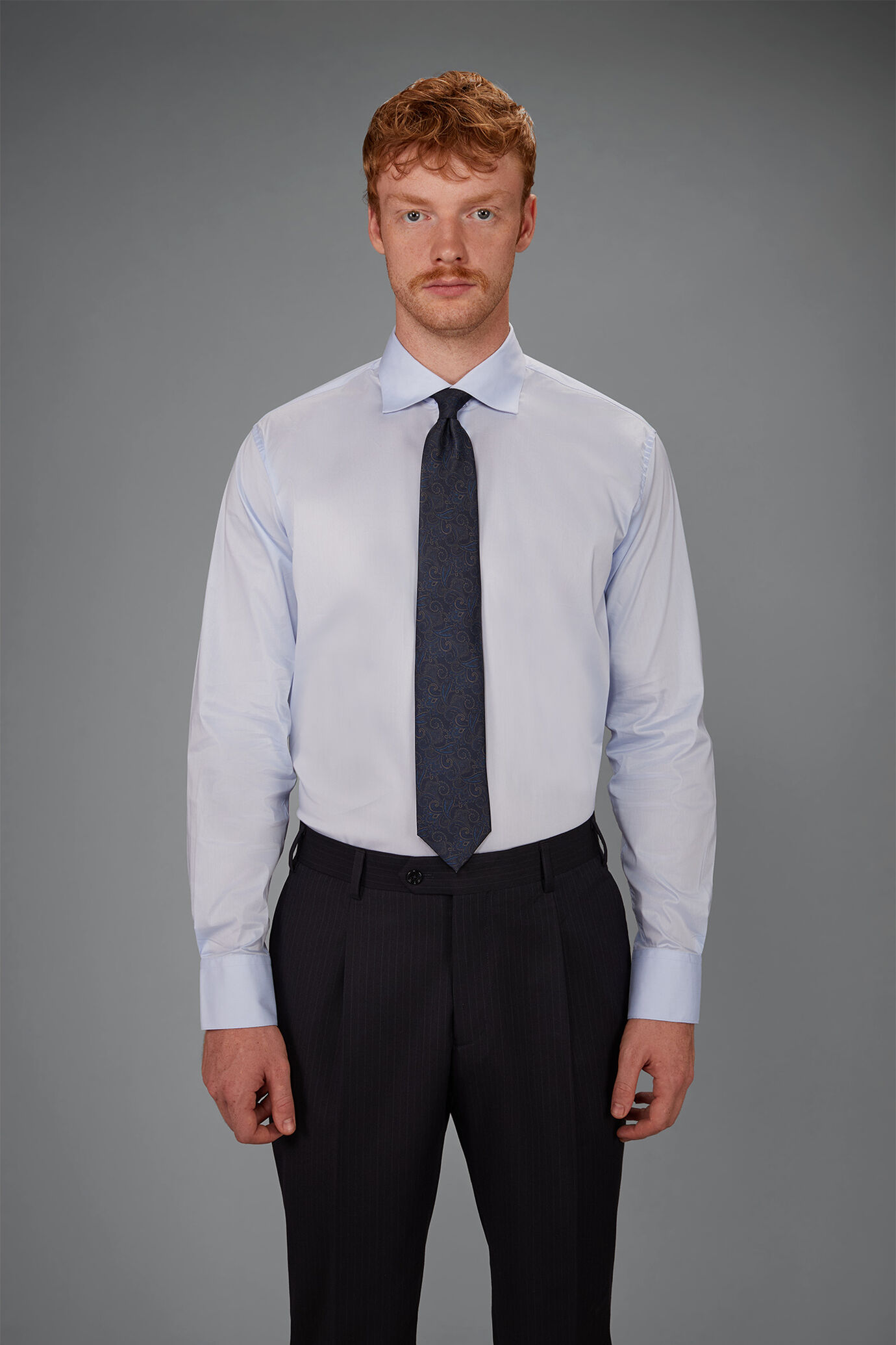 Men's shirt with classic collar in slightly elasticized technical fabric suitable for cufflinks image number 1