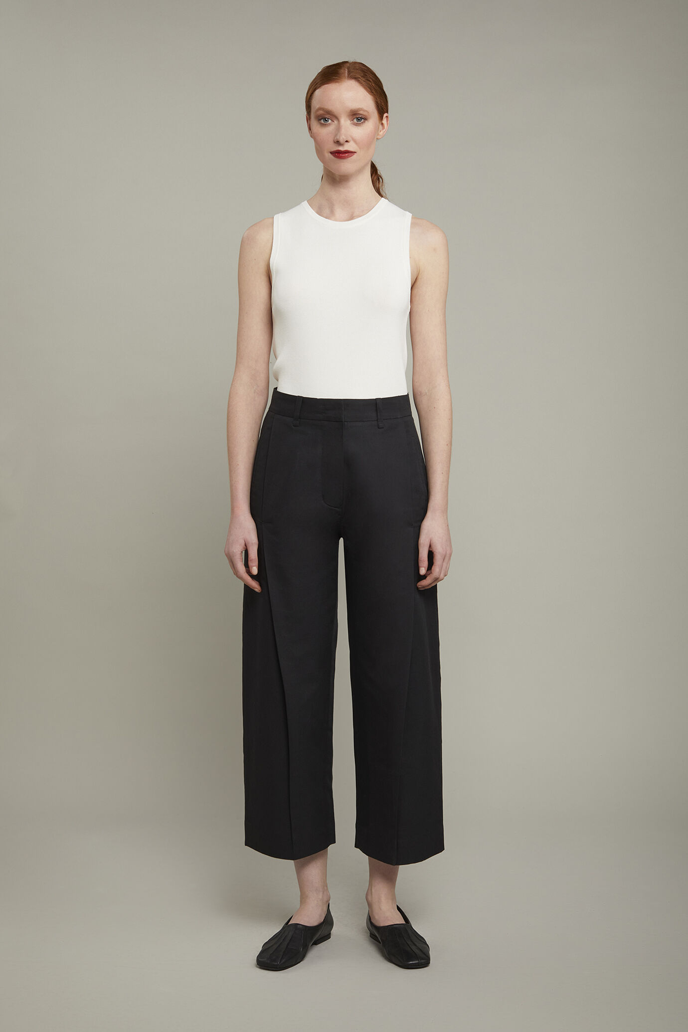 Damenhose mit weitem Bein aus Leinen-Baumwoll-Mischgewebe in normaler Passform image number 2