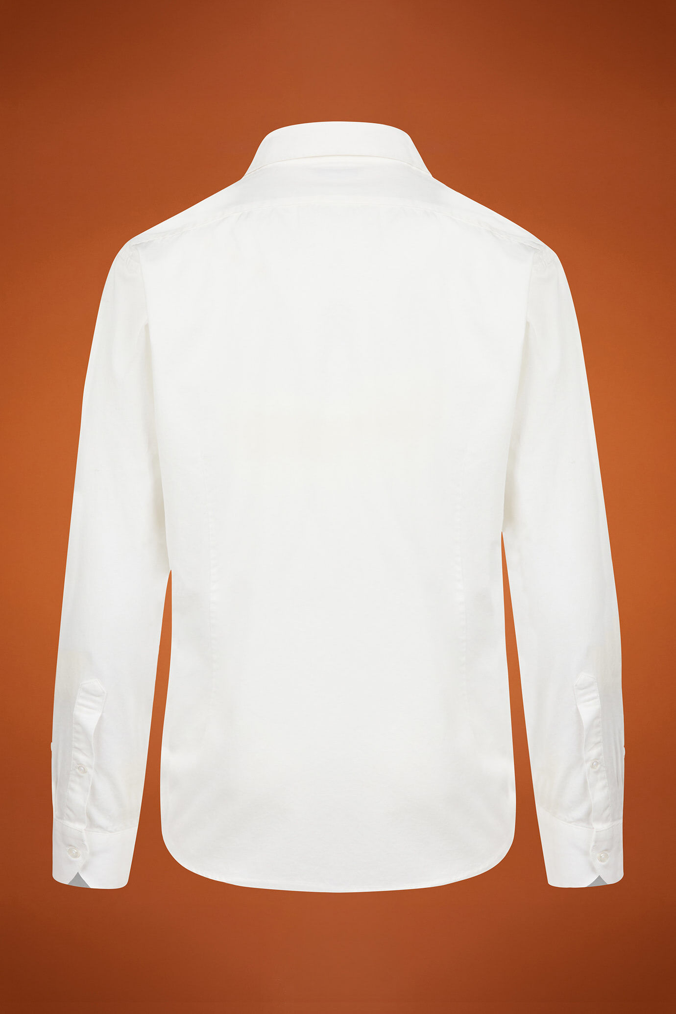 Chemise décontractée pour homme à col classique, 100% coton, en gabardine délavée unie, coupe confort image number 5