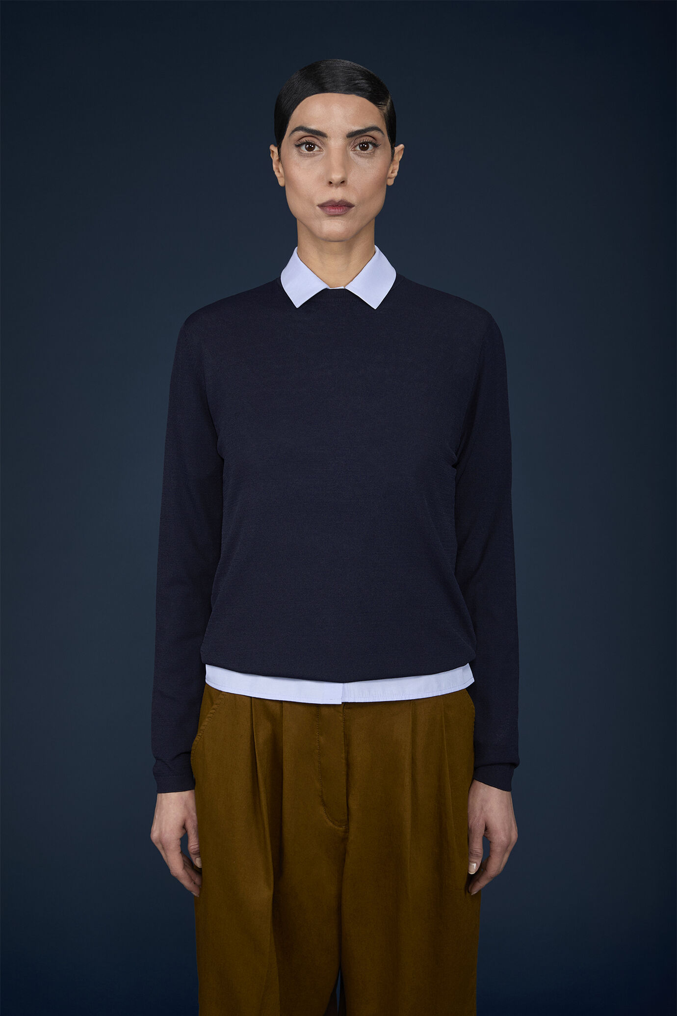 Women's long-sleeved crew-neck top image number 1