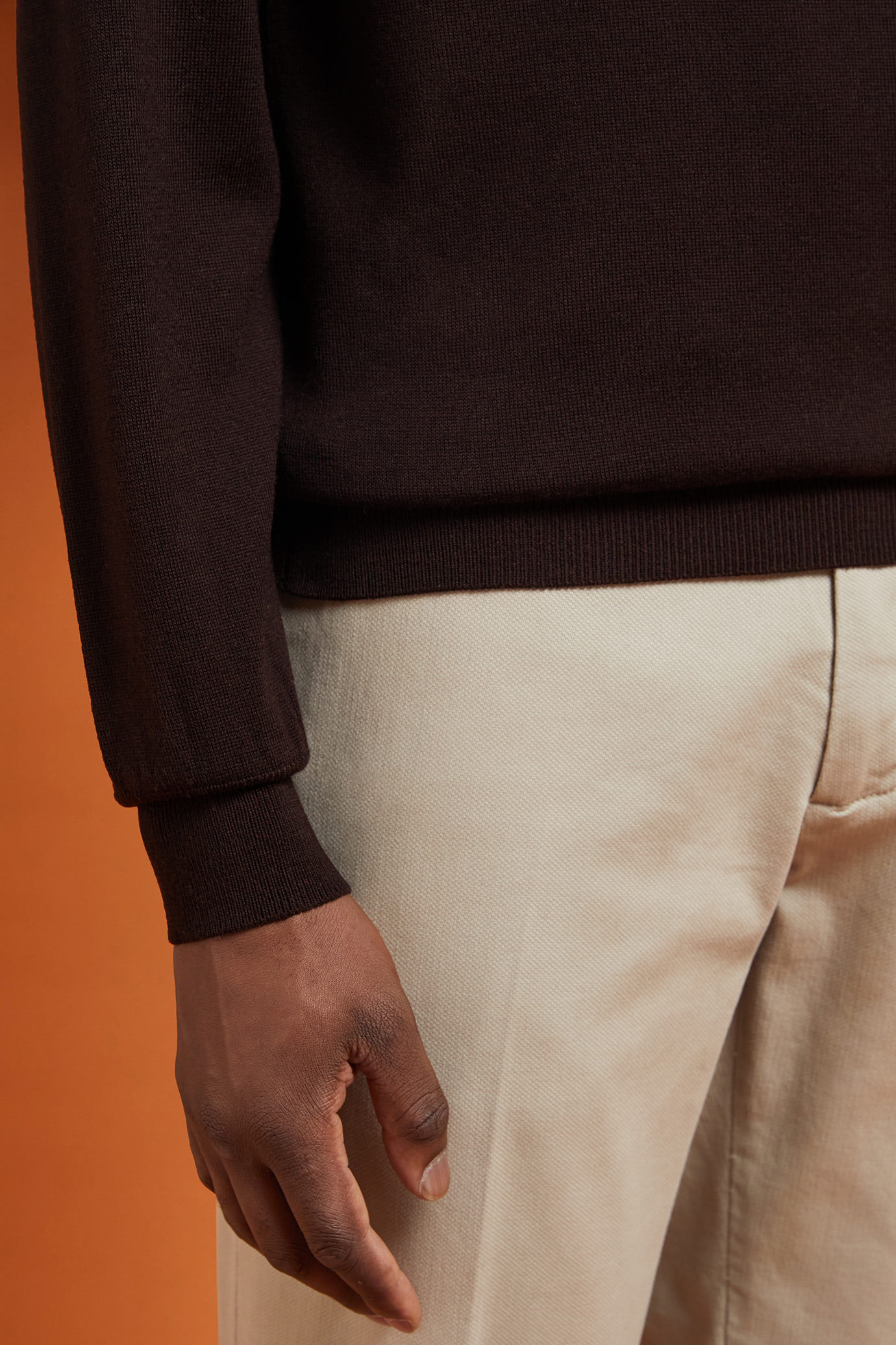 Men's regular fit crew neck jumper in 100% extra fine merino wool with a polo collar image number 2