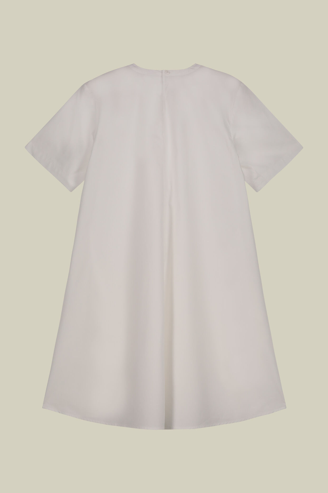 Short flared dress with short sleeves and side pockets image number 5
