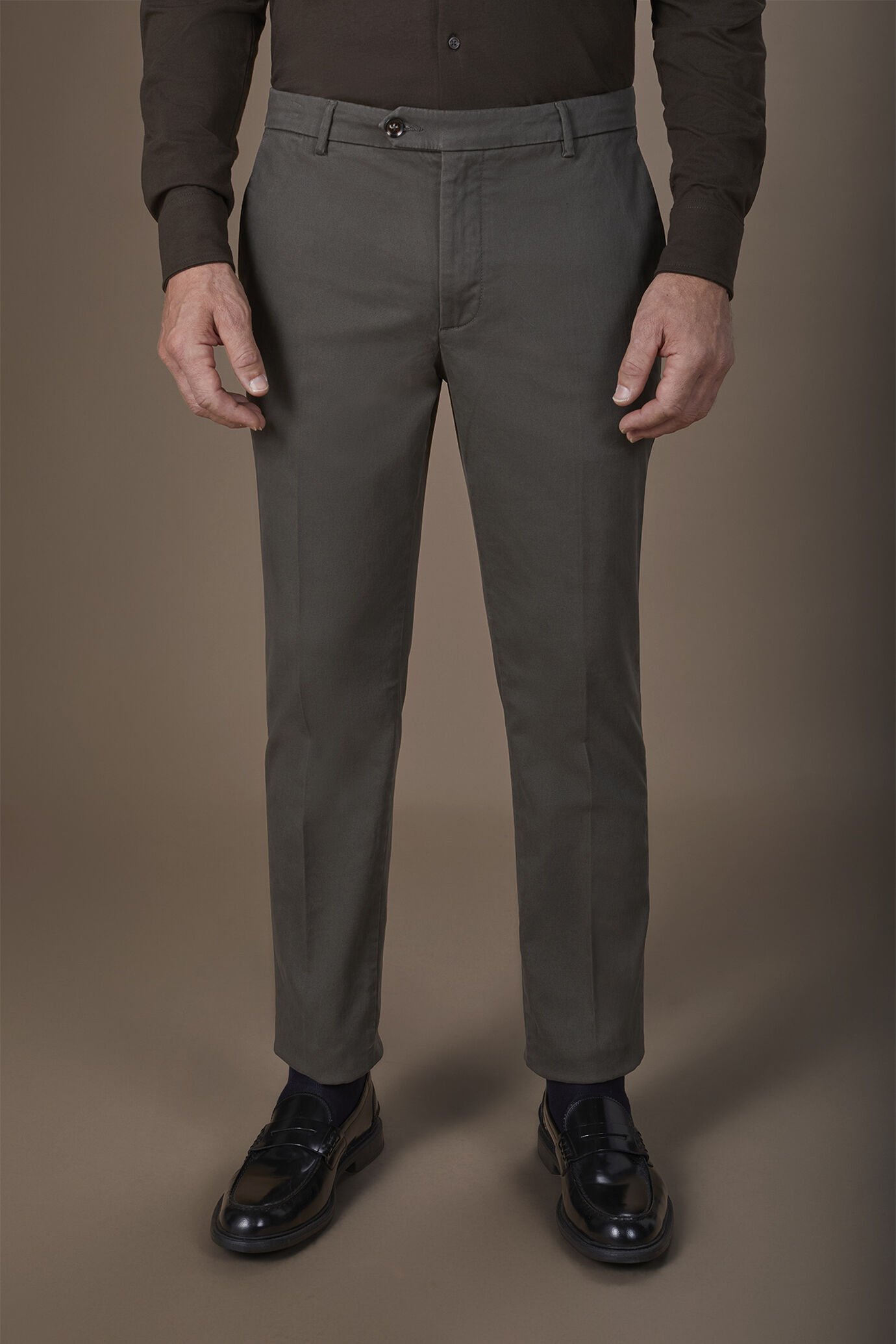 Classic men's chinos in regular fit with stretch twill construction Classic men's chinos in regular fit with stretch twill construction