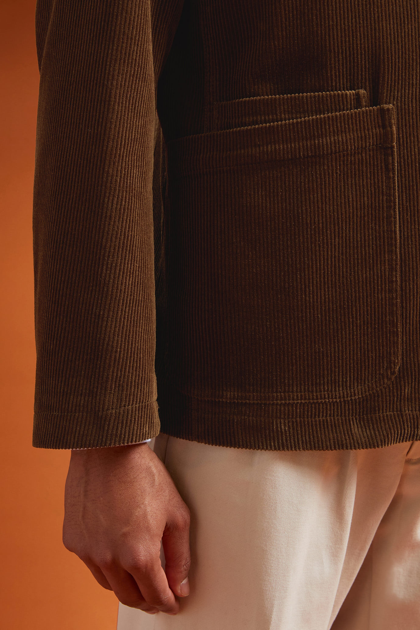 Herrensakko mit drei Taschen aus 100 % Baumwoll-Cordsamt in normaler Passform image number 2