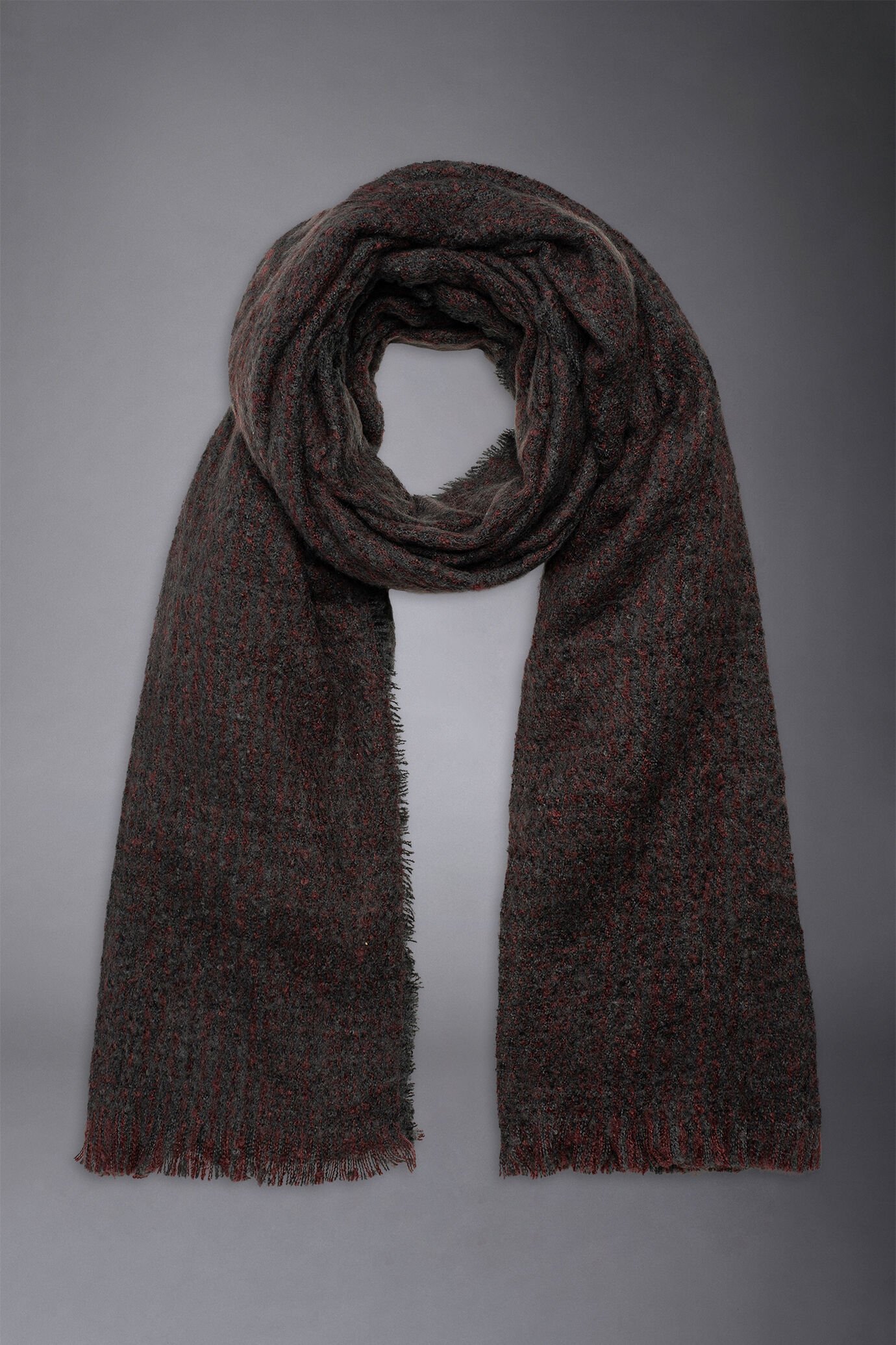 Men's houndstooth patterned bouclè scarf image number 0