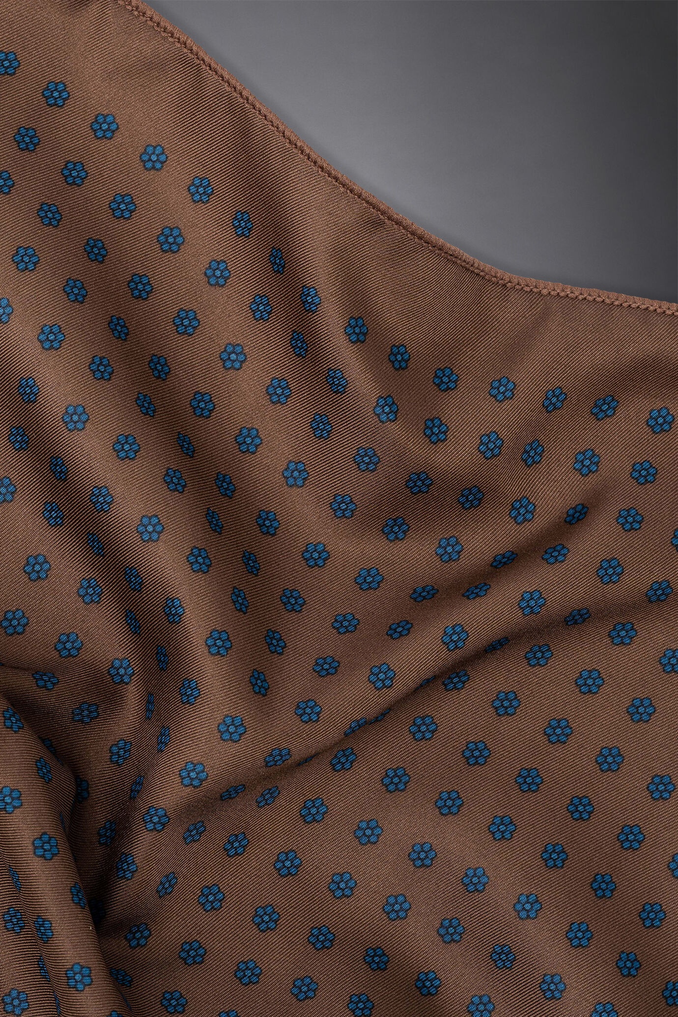 Men's printed patterned twill pochette image number 1