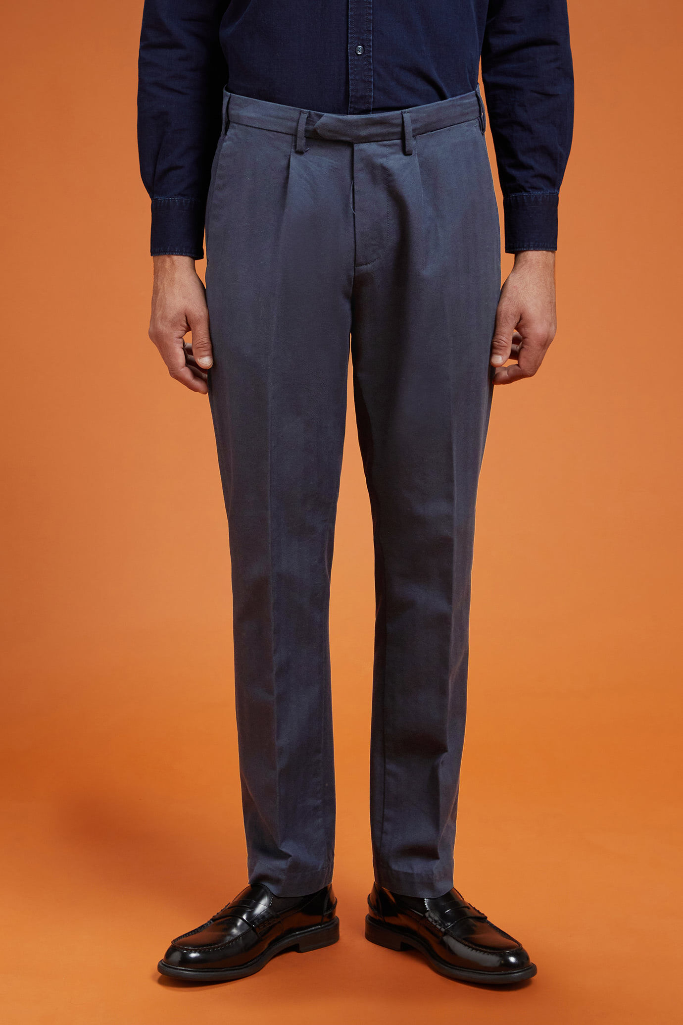 Men's classic micro patterned trousers in a regular fit image number 1