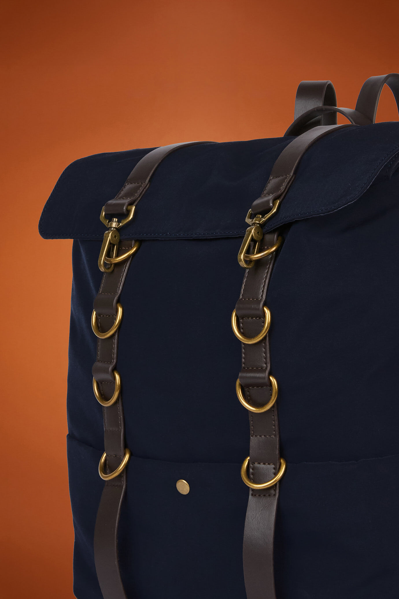 Sac &agrave; dos pour homme en simili cuir image number 2