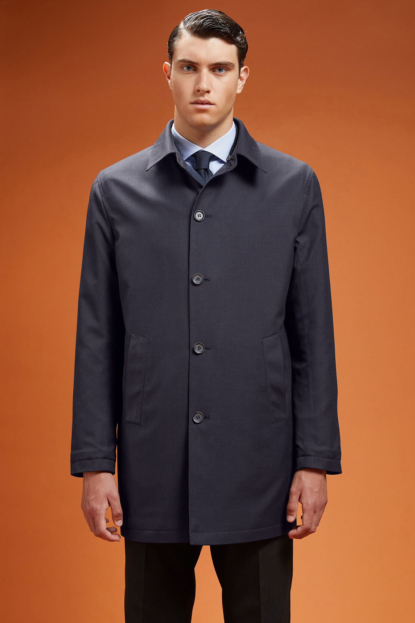 Men's regular fit reversible raincoat in a wool blend/technical fabric image number 0