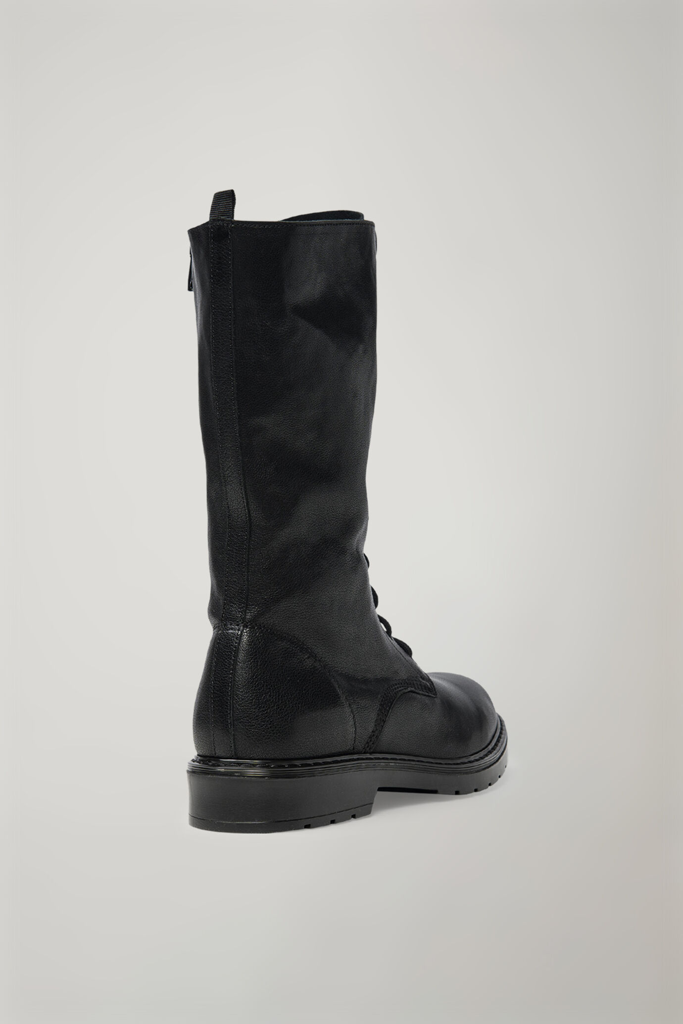 Stivale anfibio donna 100% pelle con suola in gomma image number 2