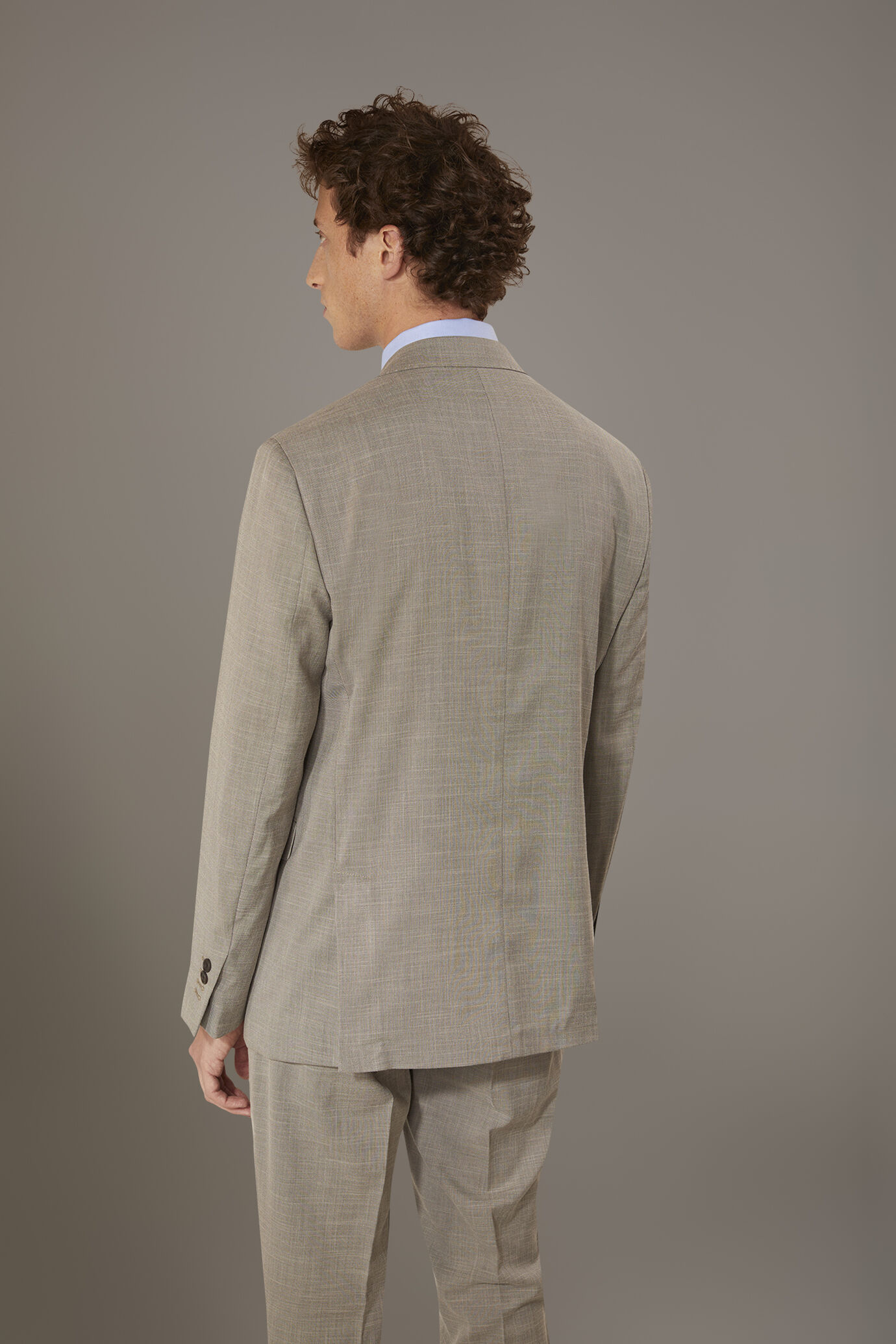 Regular fit single-breasted suit in grisaille fabric image number 3