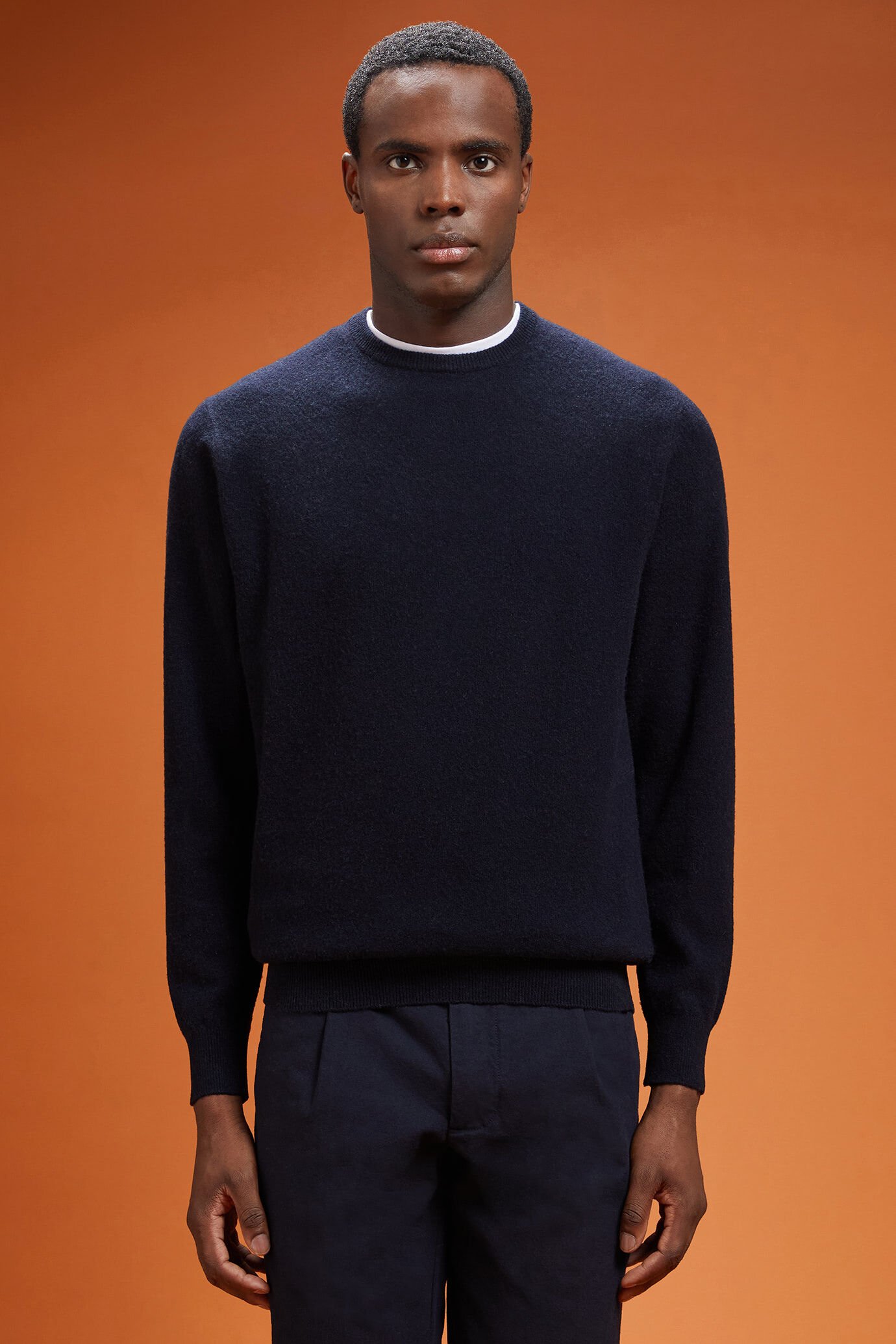 Men's regular fit lambswool jumper image number 0