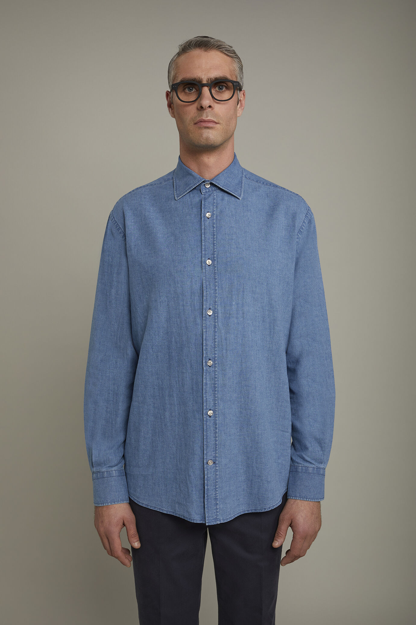 Men’s casual shirt with classic collar linen and pied de poule cotton comfort fit image number 2