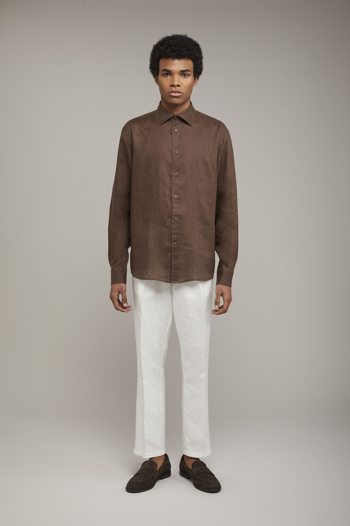 Herrenhose mit doppeltem Abn&auml;her aus 100 % Leinen in bequemer Passform image number 2