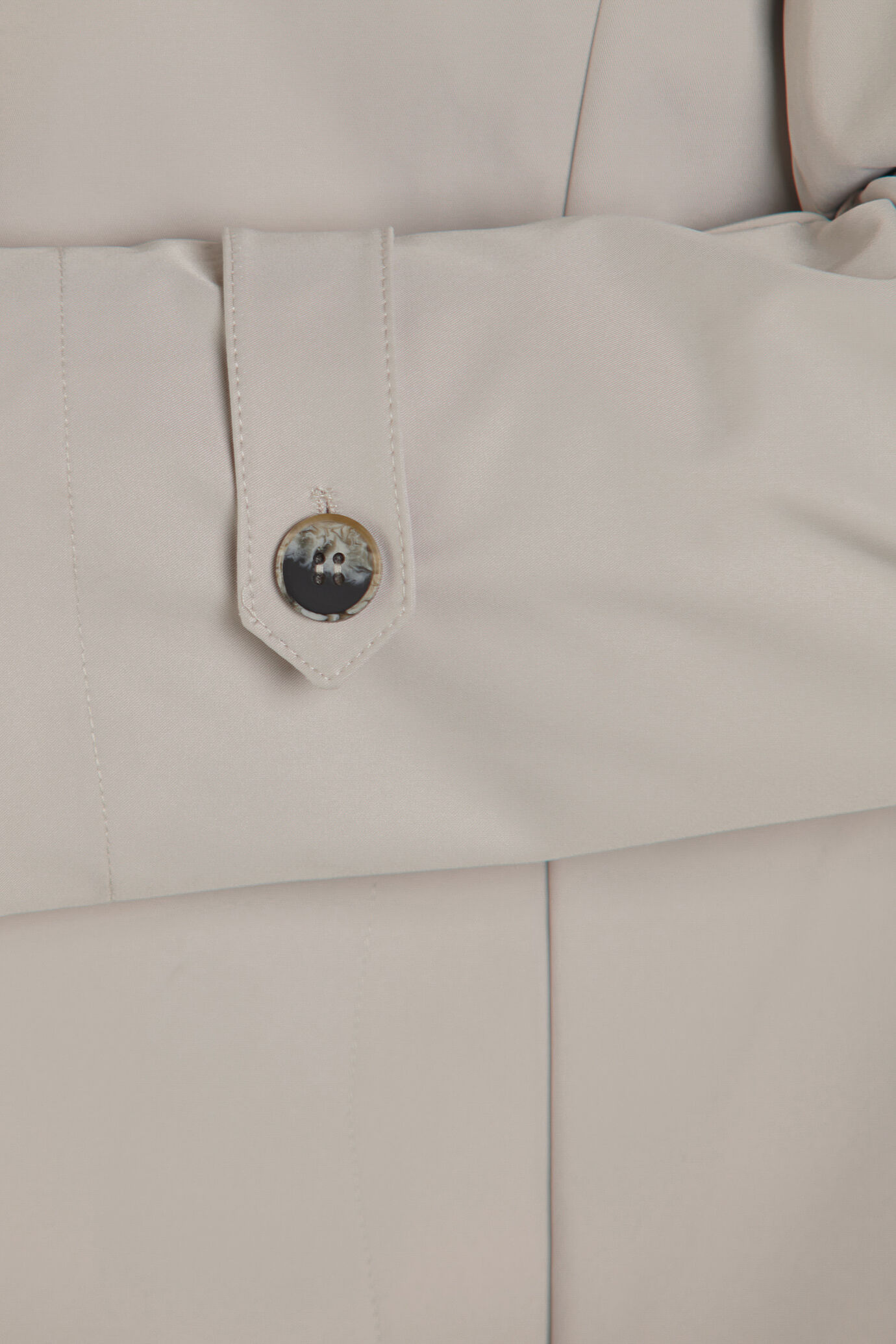 Classic raincoat image number 4