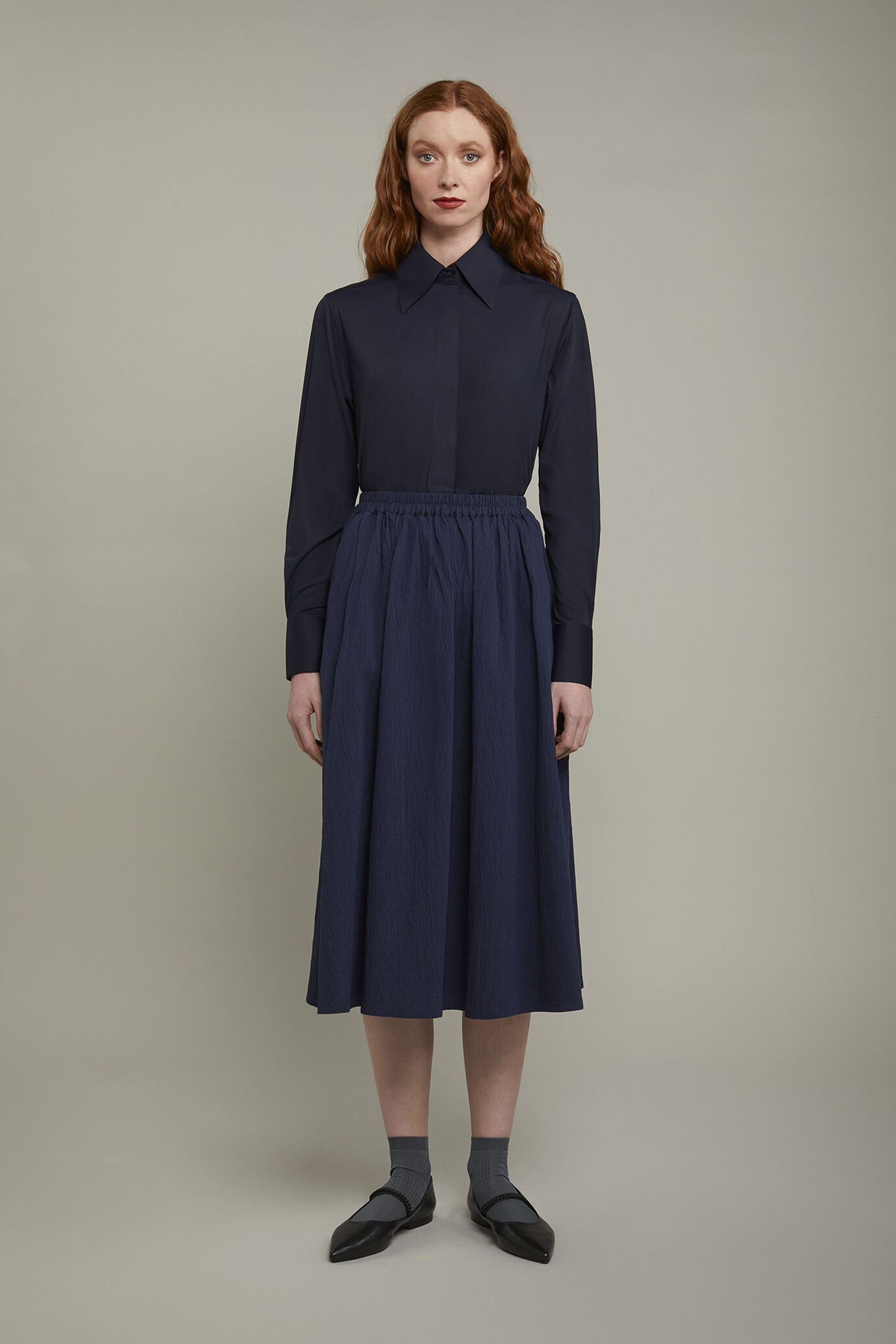 Women's solid color embossed cotton skirt regular fit image number 2