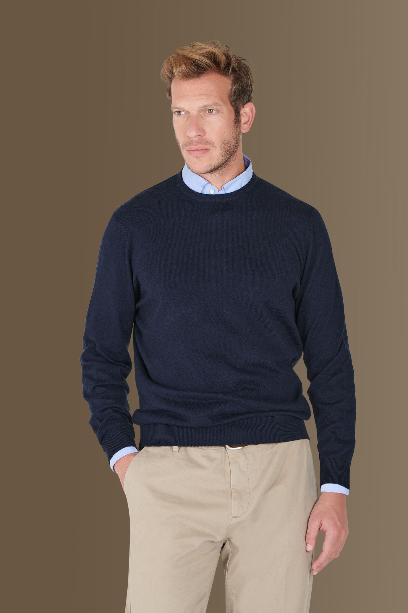 Round neck sweater in cotton- wool blend image number 0