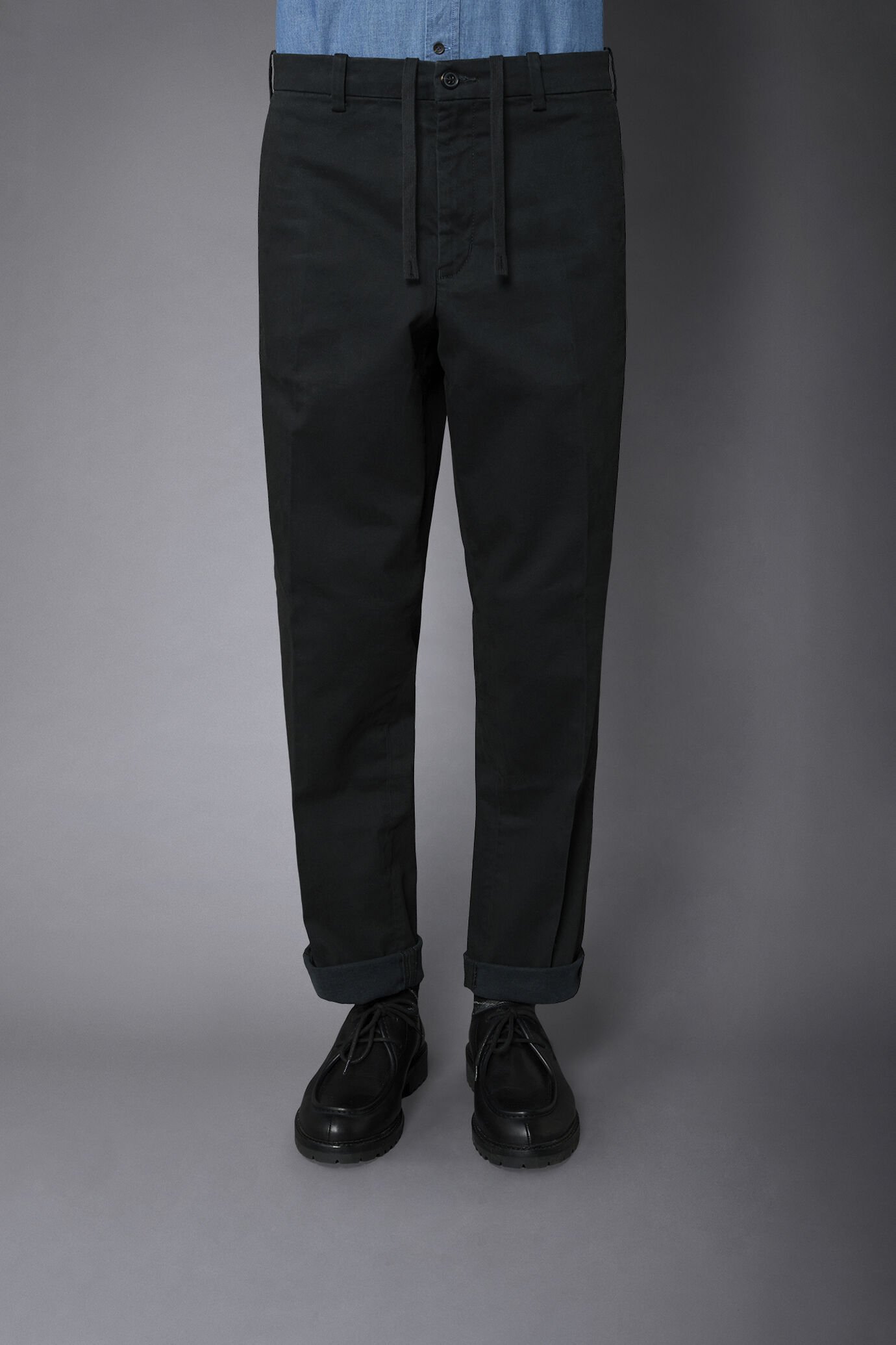 Pantalone chino uomo costruzione twill comfort fit image number 3