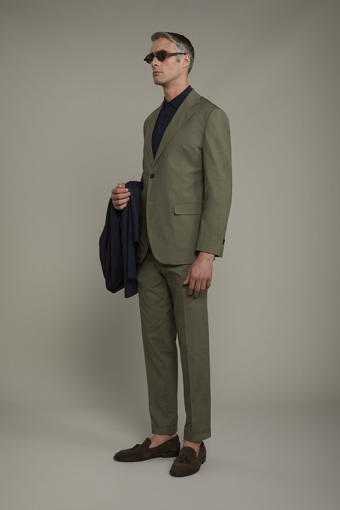 Single-breasted cotton regular fit solid color suit image number 1