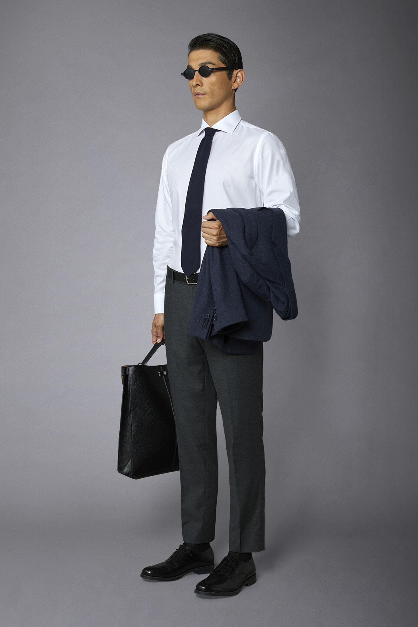 Chemise classique &agrave; col fran&ccedil;ais, coupe r&eacute;guli&egrave;re, tissu blind&eacute; image number 1