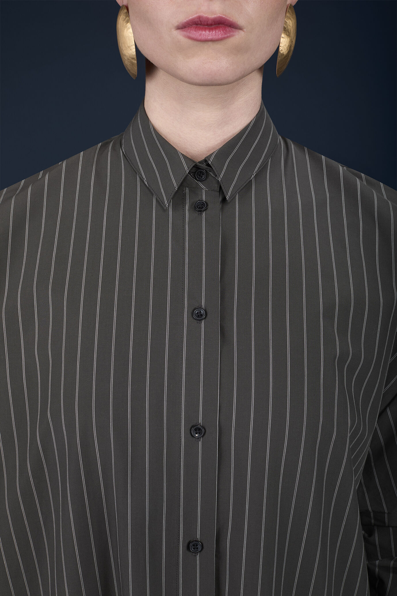 Shirt dress in striped yarn-dyed fabric image number 3