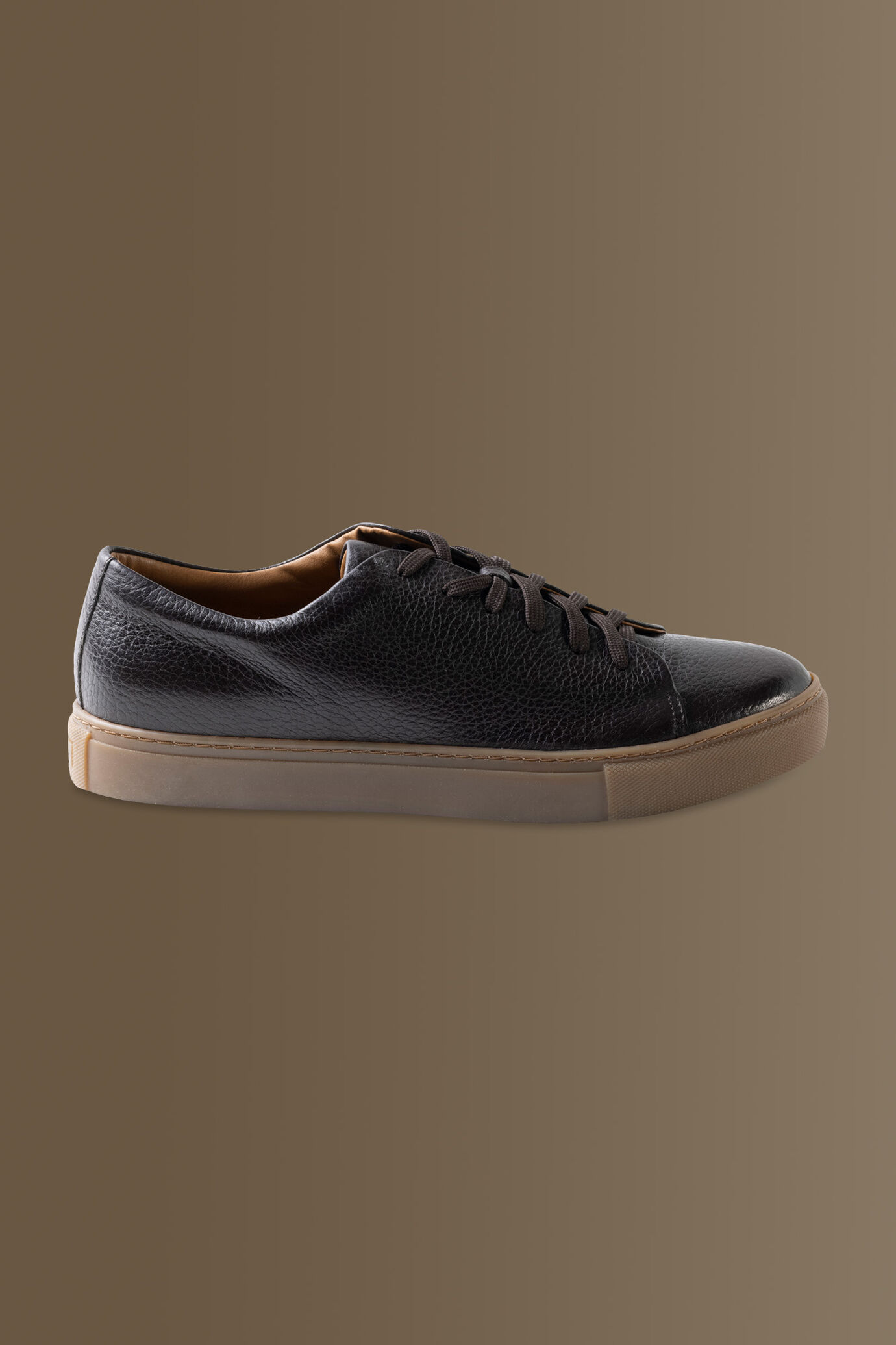 Sneakers in vera pelle effetto martellato uomo image number 1