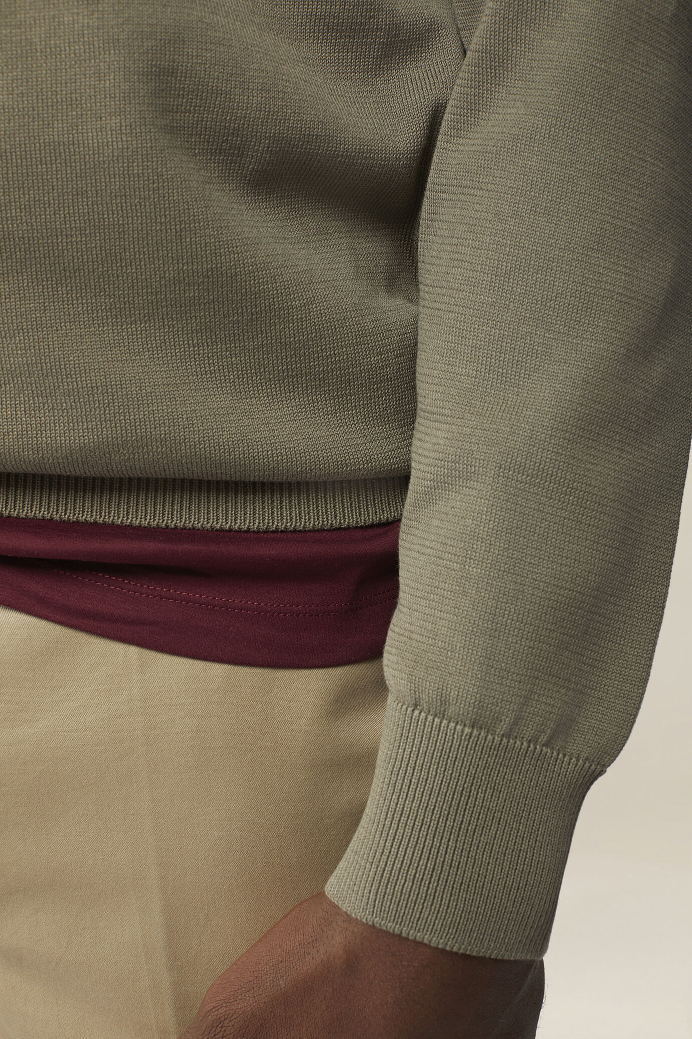 Men's crew neck jumper in 100% cotton image number 3