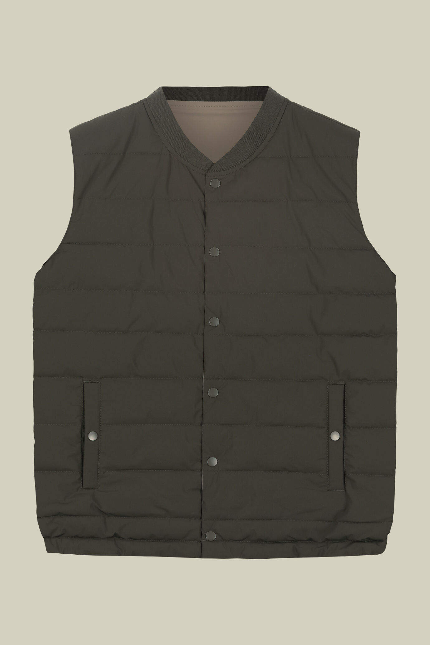 Men's reversible two-colour sleeveless vest with light padding image number 6