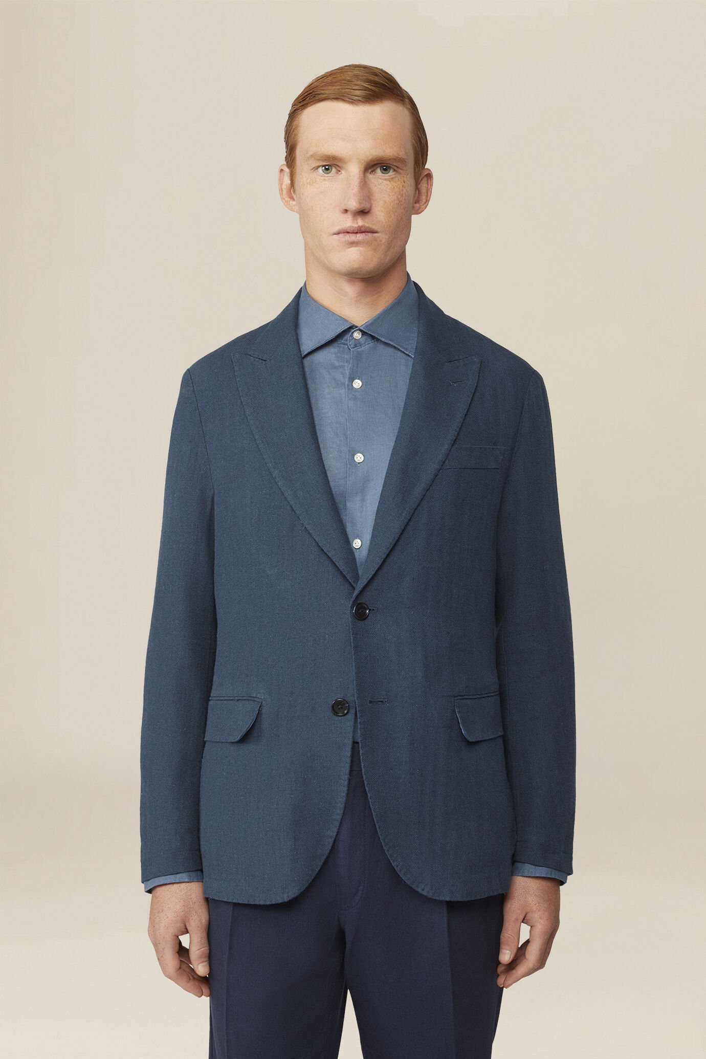 Men's unlined single-breasted jacket with peak lapels and flap pockets linen and cotton blend image number 0
