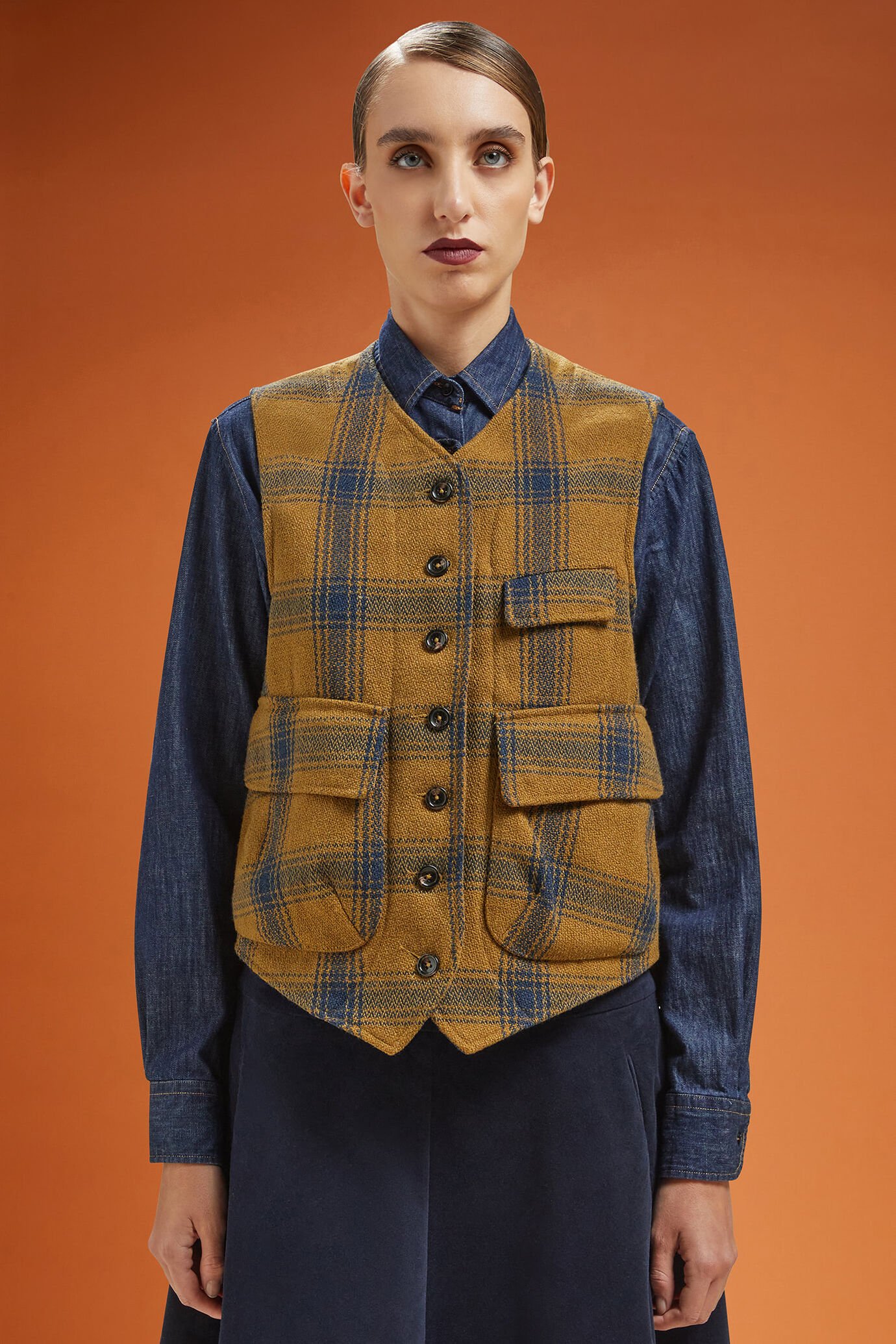 Women's regular fit single-breasted waistcoat in checked wool blend fabric image number 0