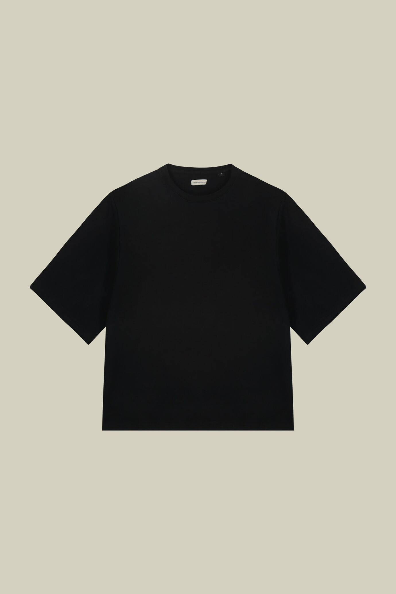 T-shirt oversize pour femme, modèle à manches courtes et col ras du cou en jersey image number 0