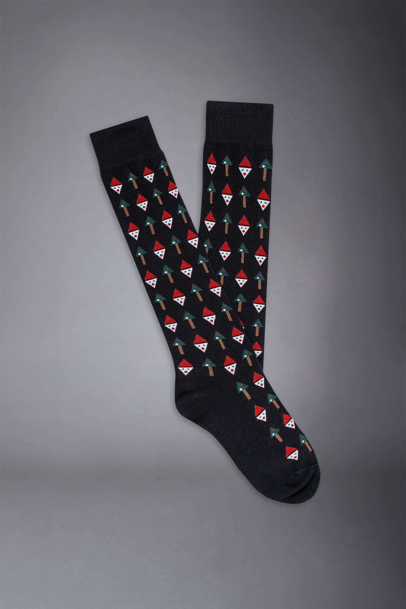 Men's knitted long socks with Christmas trees pattern made in Italy image number 0