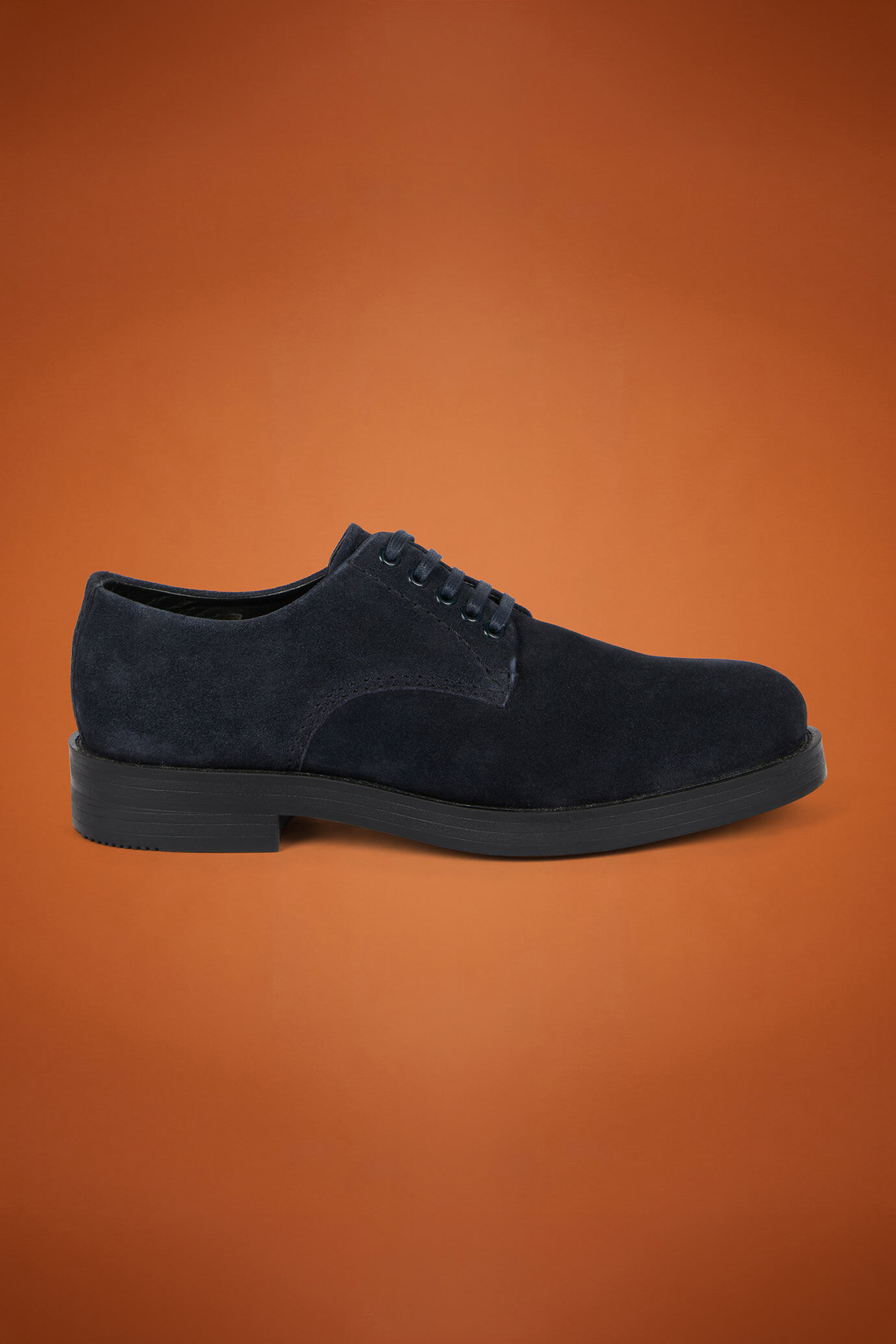 Men's Derby shoes in 100% genuine suede with rubber soles image number 0