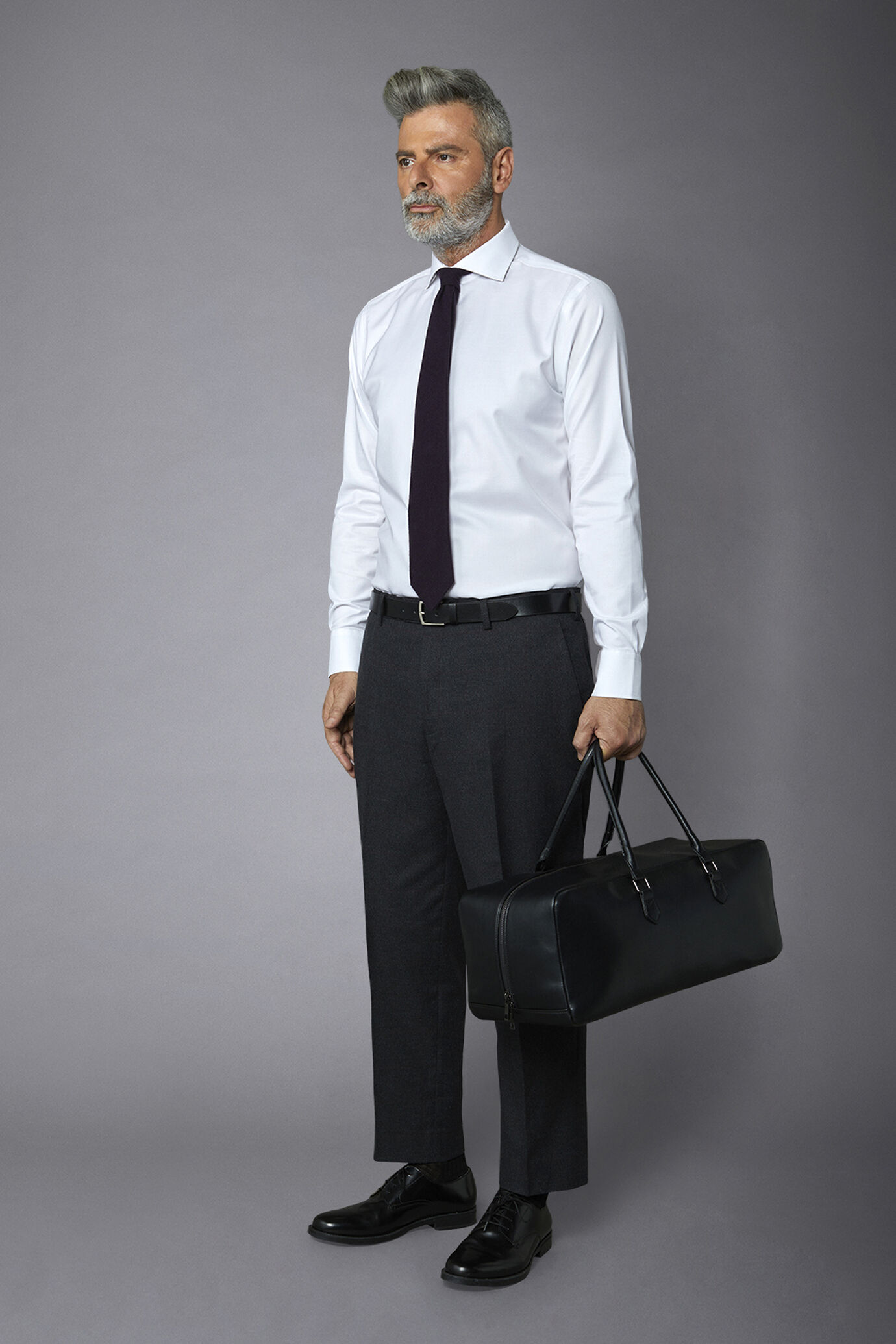 Camicia classica uomo collo francese regular fit tessuto armaturato piquet image number 1