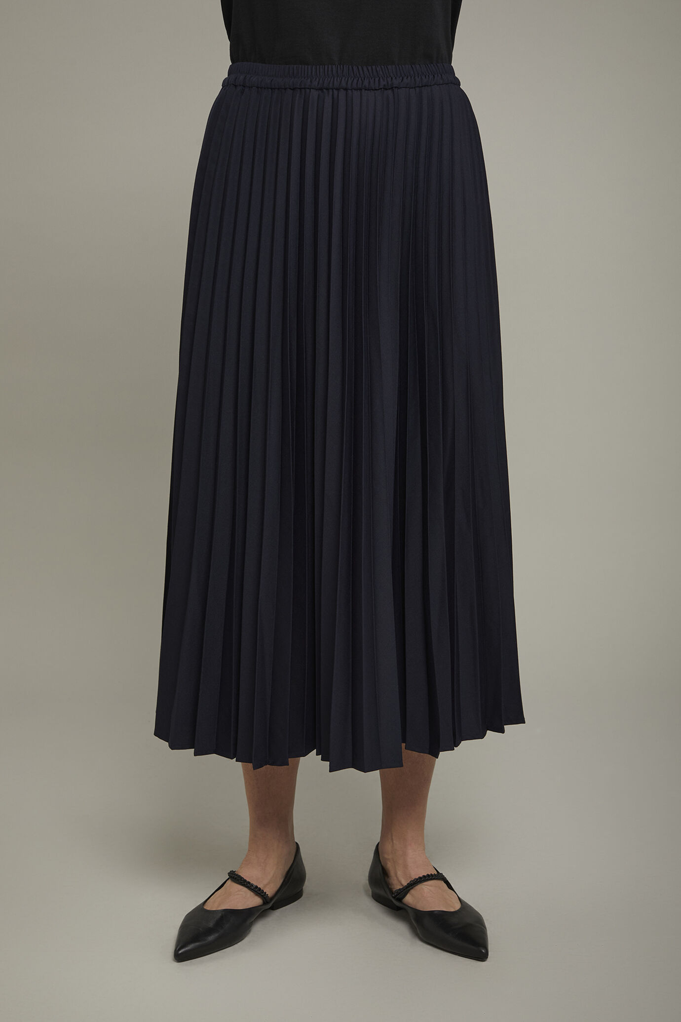 Women's pleated skirt regular fit image number 3