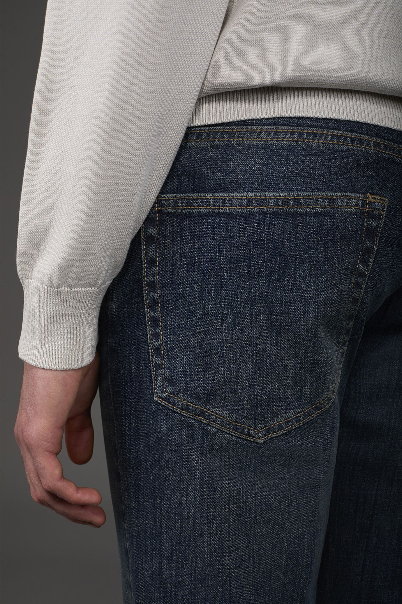 Jeans uomo 5 tasche image number 3