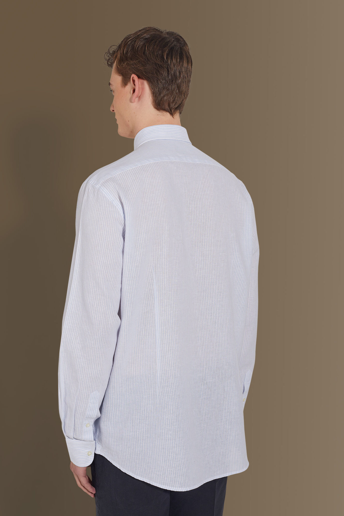 Camicia casual uomo collo francese misto lino a righe image number 2