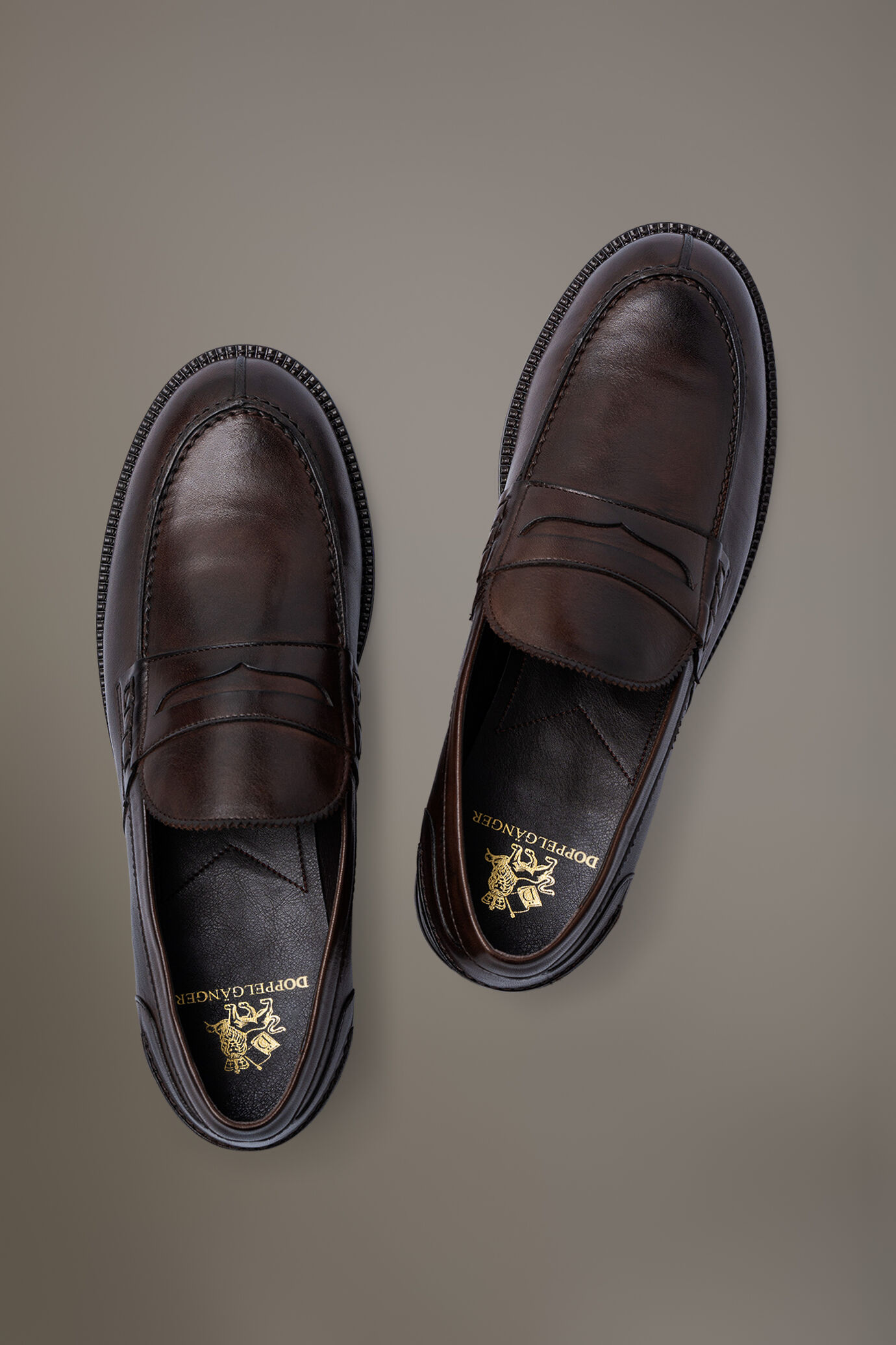 Loafer shoes 100% leather with rubber sole image number 3