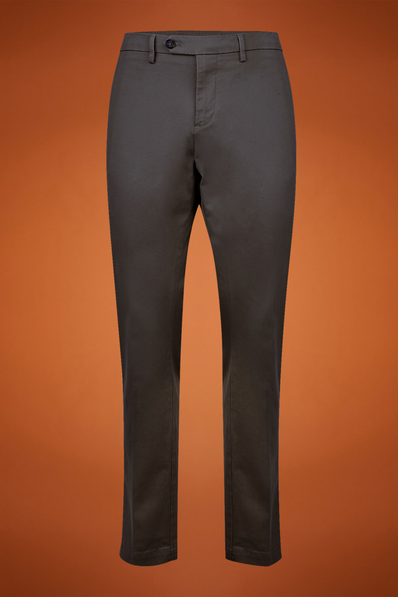 Pantalone classico uomo chino in twill regular fit image number 0