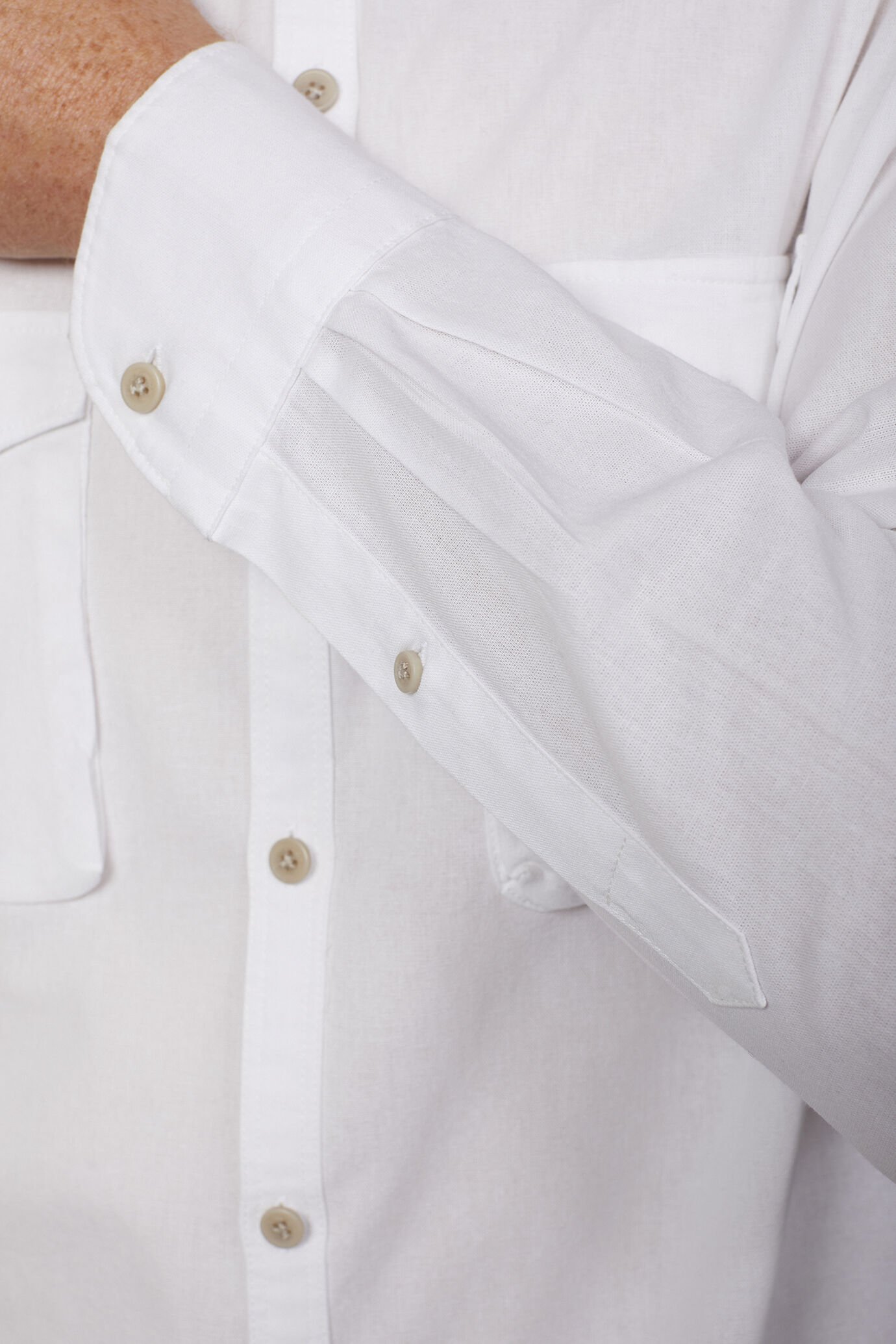 Chemise décontractée pour homme à col classique en tissu 100 % coton denim coupe confort image number 4