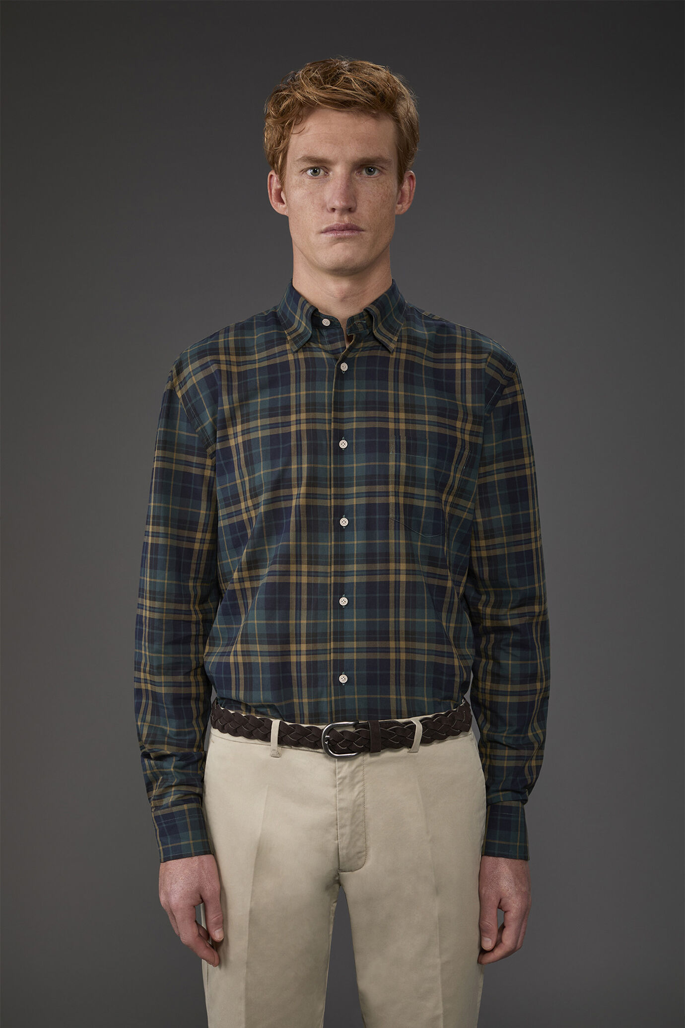 Men's concealed button down casual shirt in checked washed muslin fabric