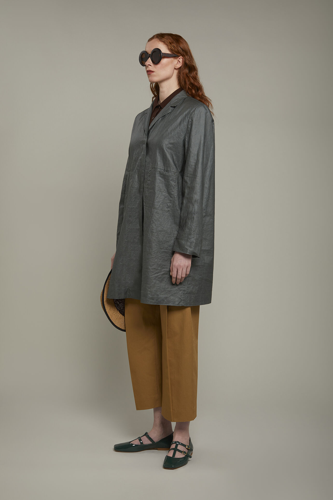 Imperm&eacute;able femme en 100&nbsp;% lin enduit, coupe r&eacute;guli&egrave;re image number 1