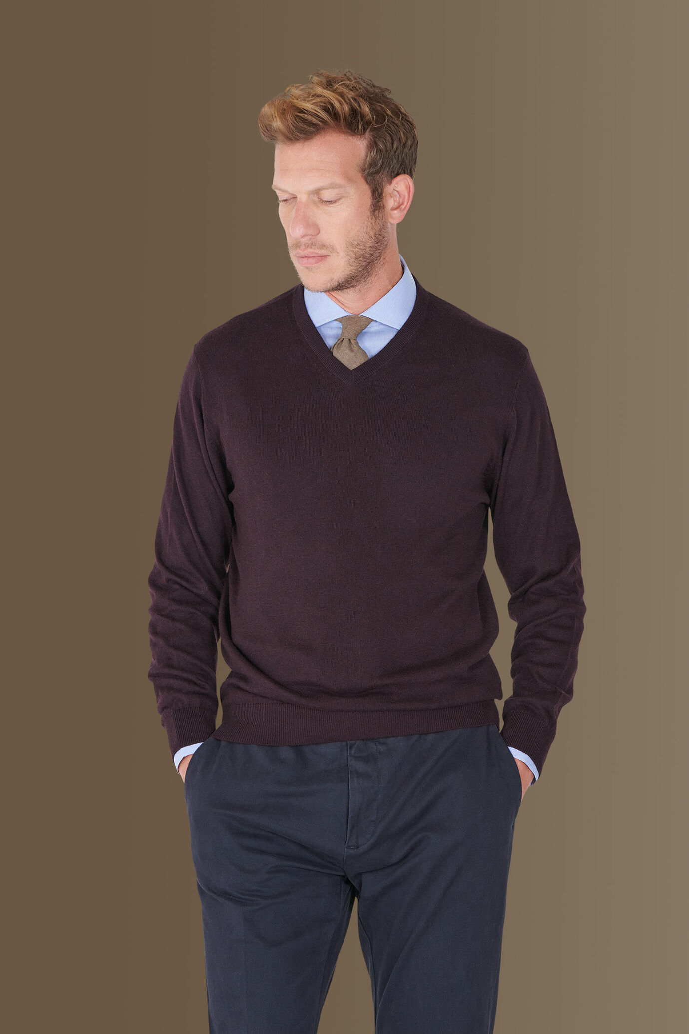 Maglia scollo a "v" misto lana e cotone image number 0